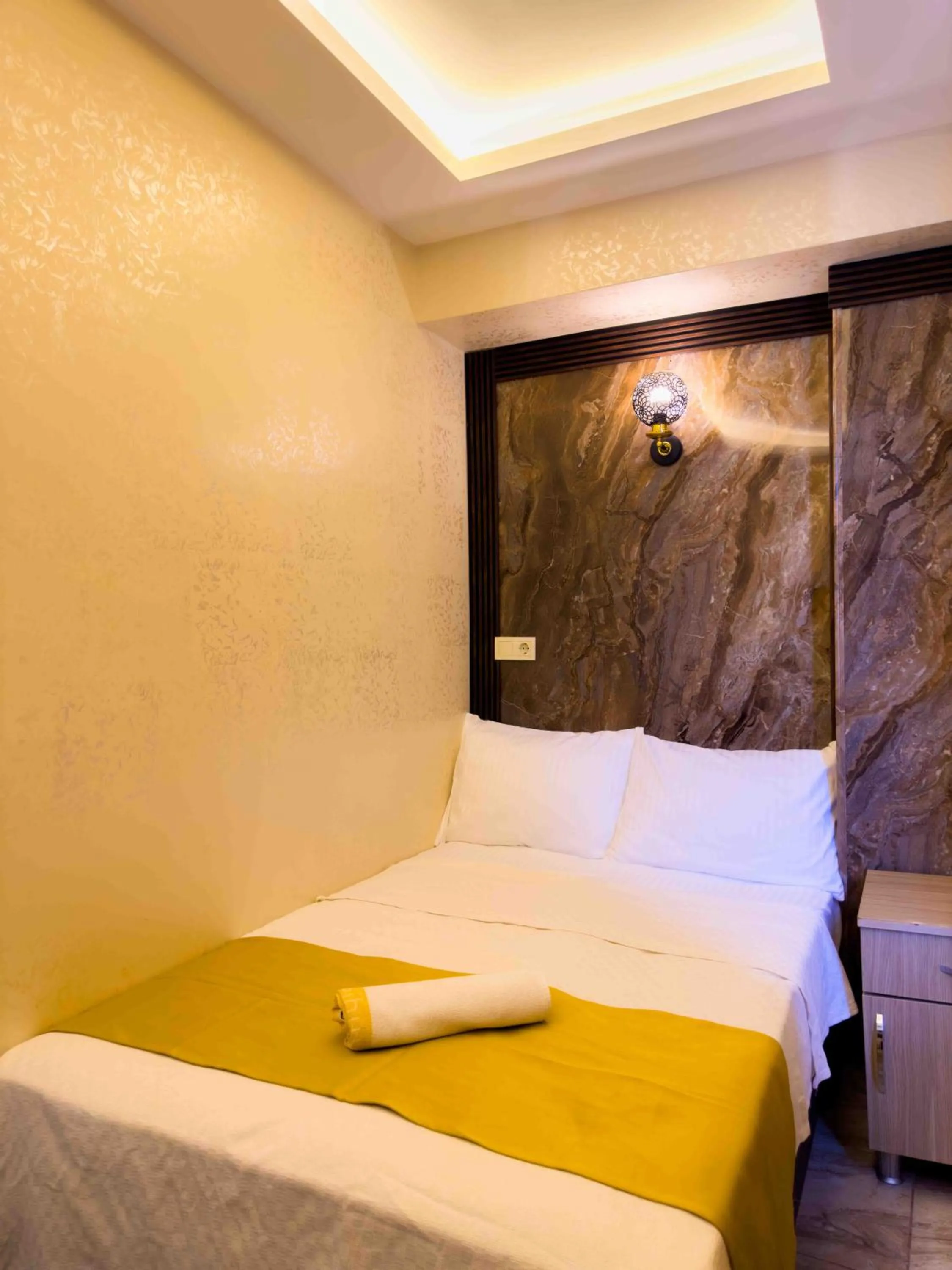 Bed in Öz Dünya Hotel