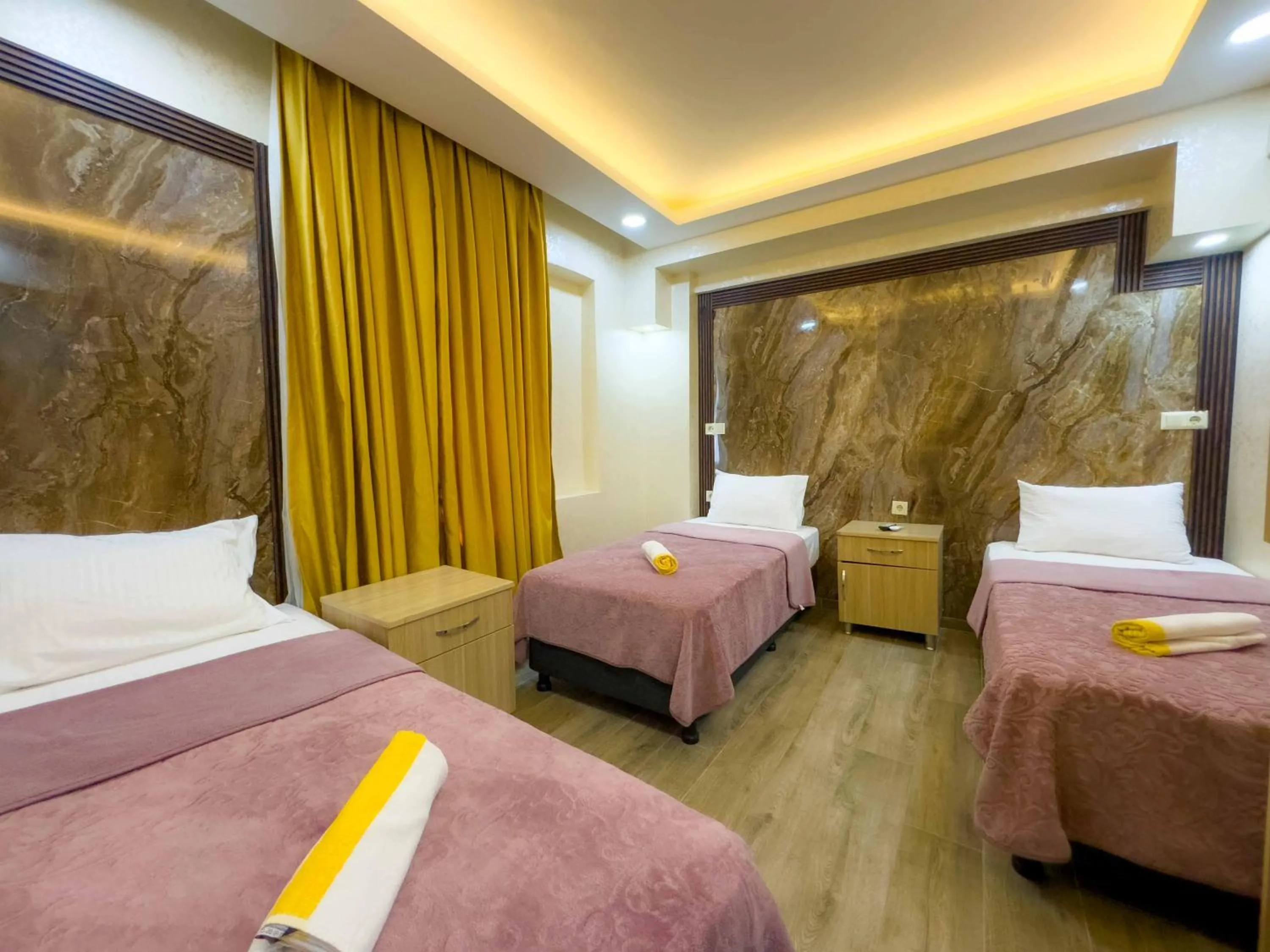 Bed in Öz Dünya Hotel