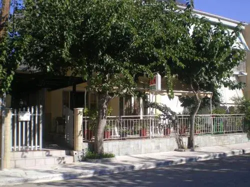 Hotel Ion Hotel Ion