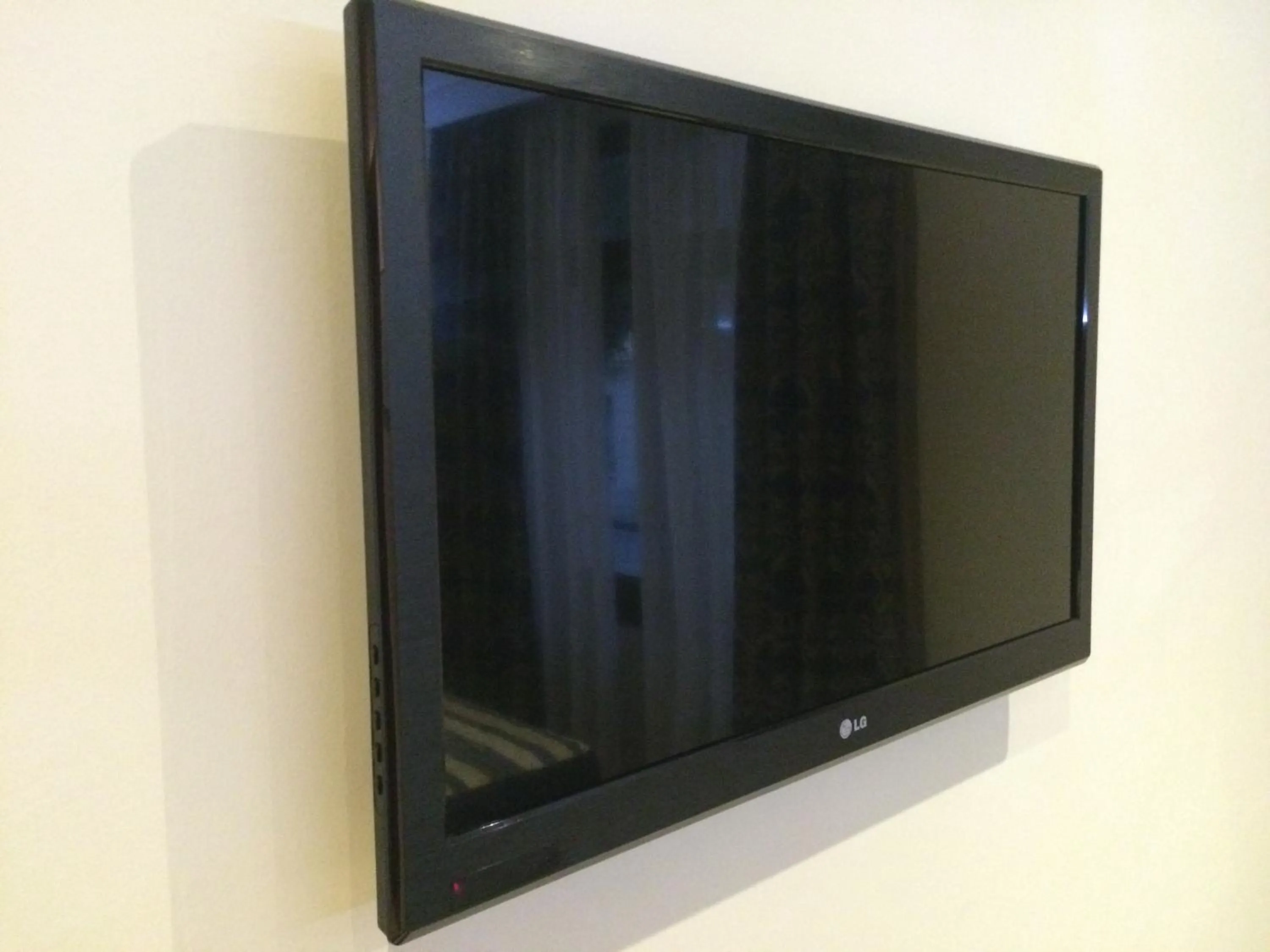 TV and multimedia in Hotel Alameda Málaga