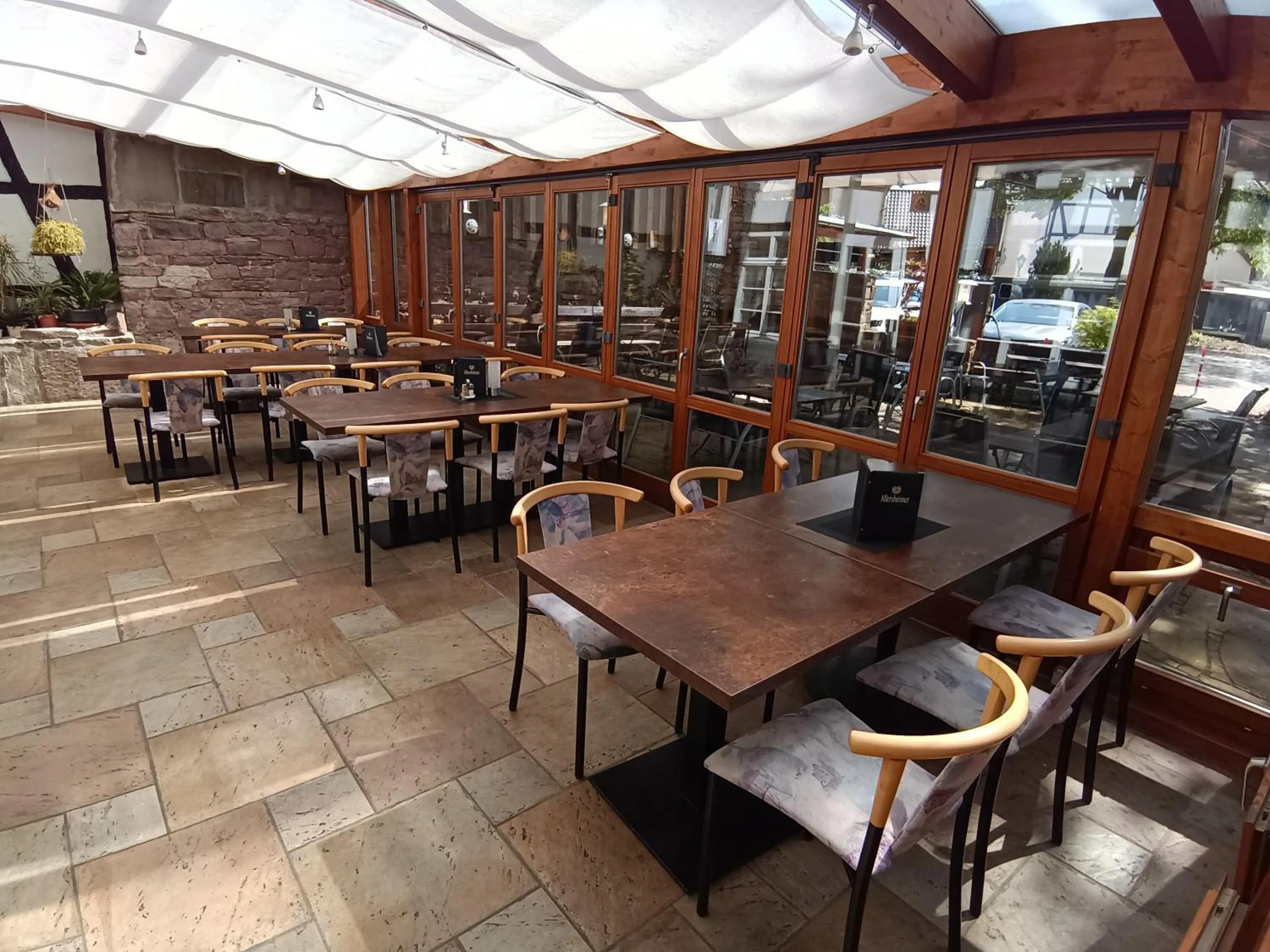 Restaurant/places to eat in Hotel Corveyer Hof