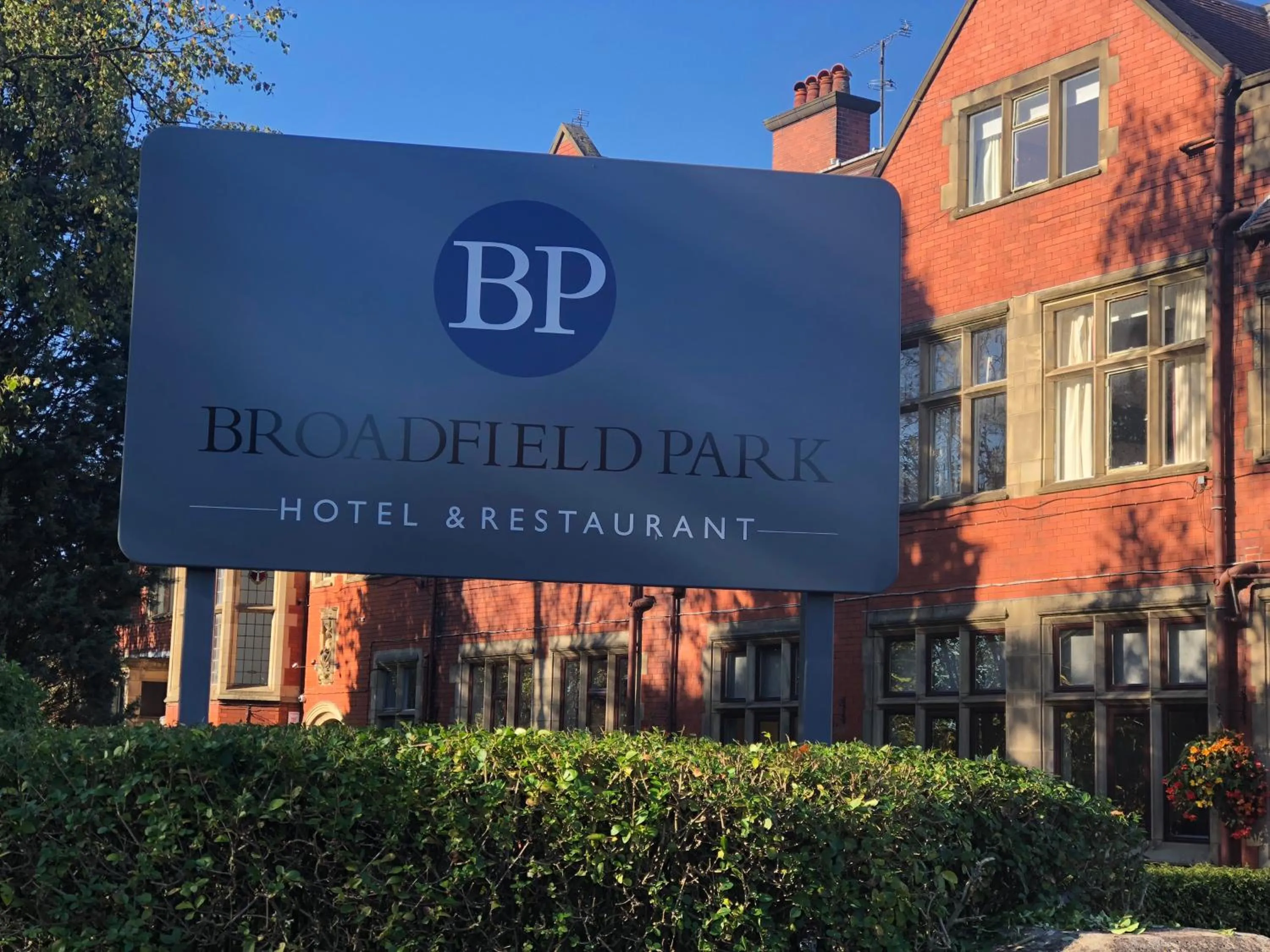 Property building in Broadfield Park Hotel