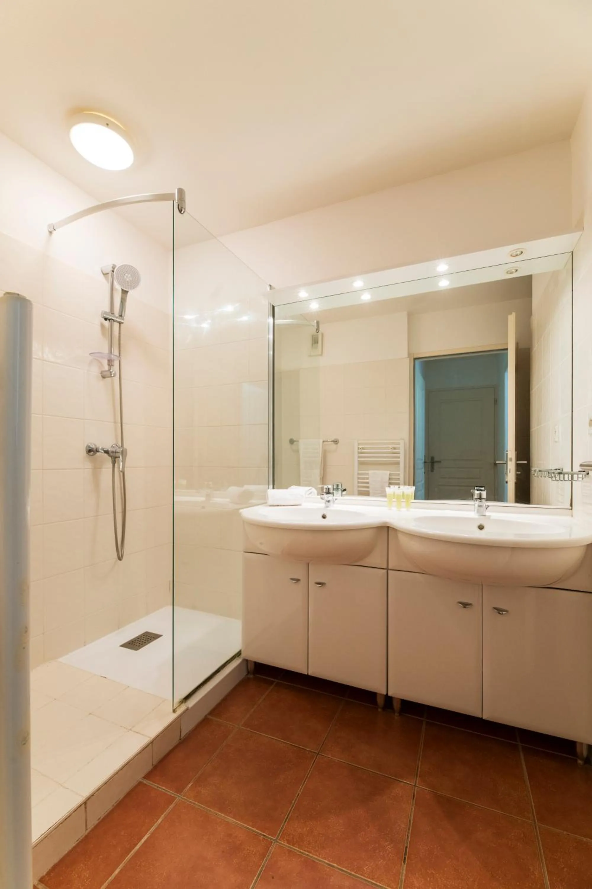 Shower in Lagrange Vacances - Résidence Jardin Mauresque