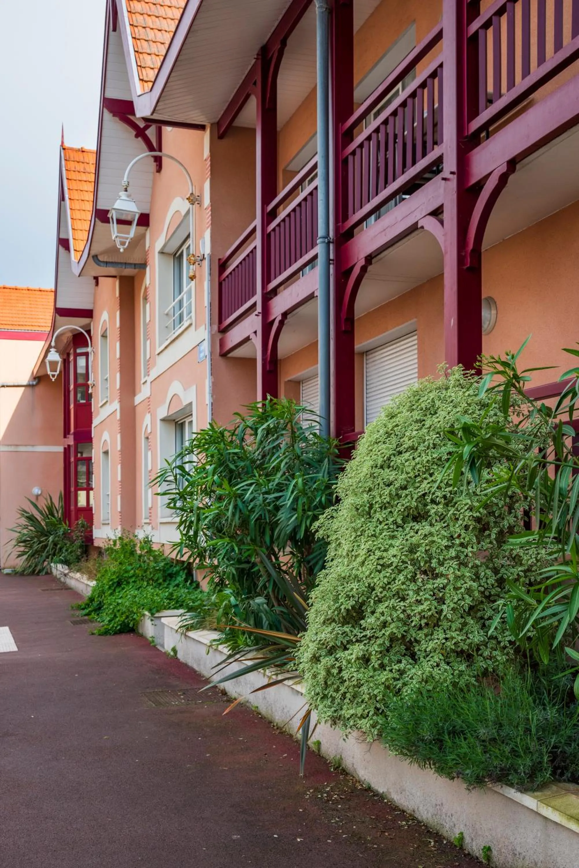 Property building in Lagrange Vacances - Résidence Jardin Mauresque