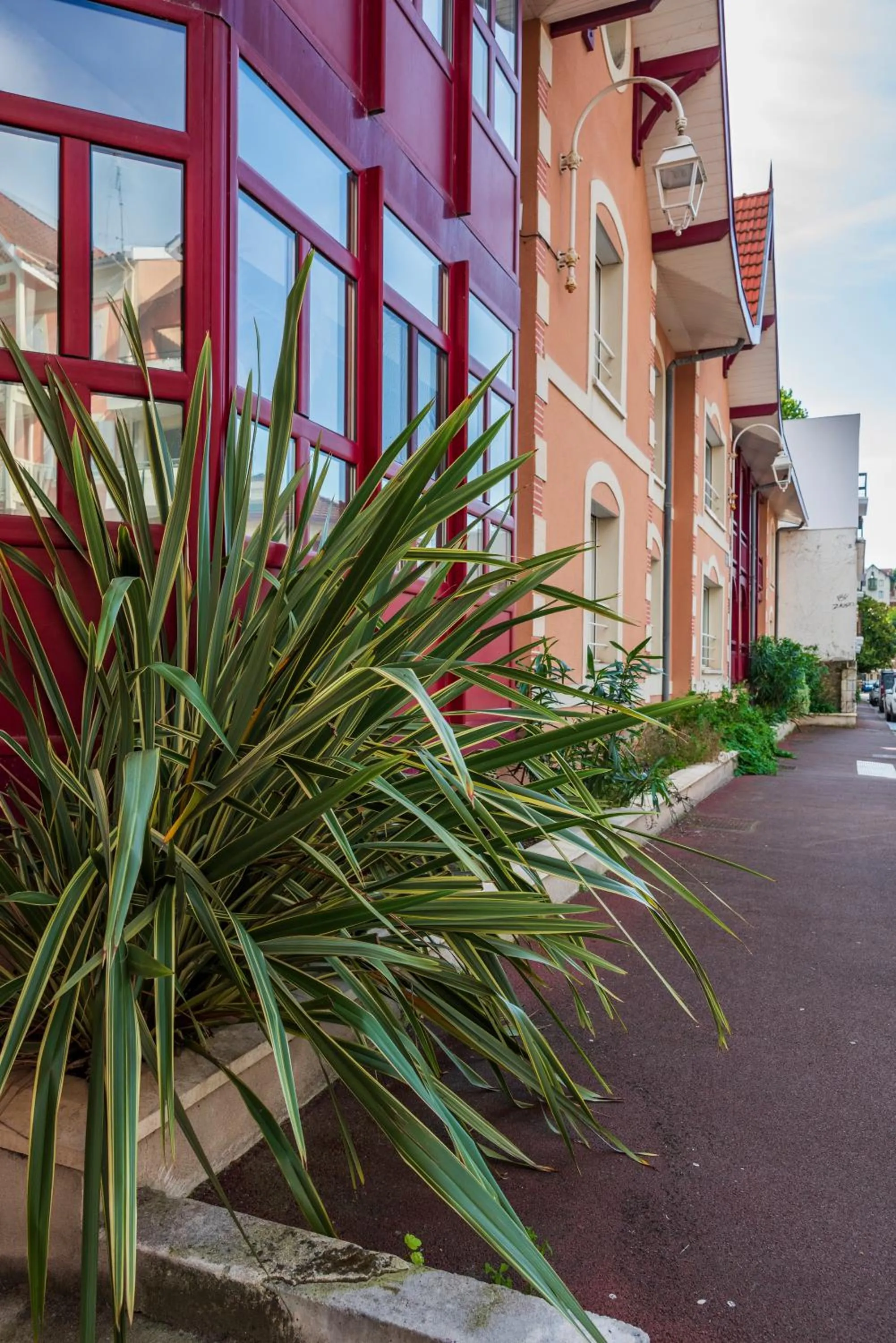 Property building in Lagrange Vacances - Résidence Jardin Mauresque