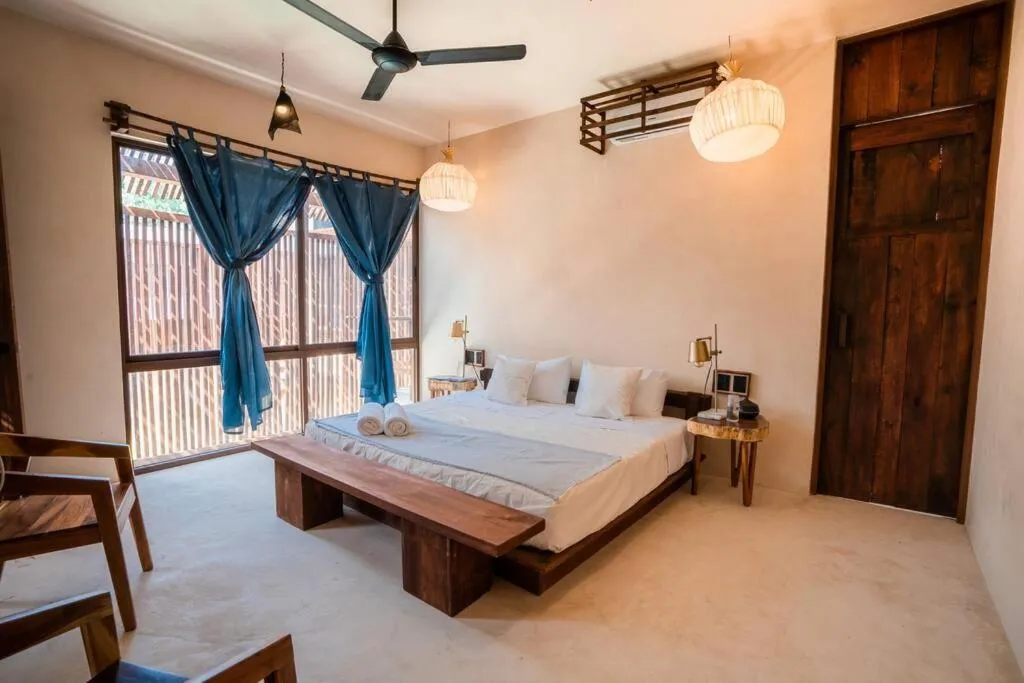 Photo of the whole room, Bed in Casa Mandarina 4BDR by Cercana