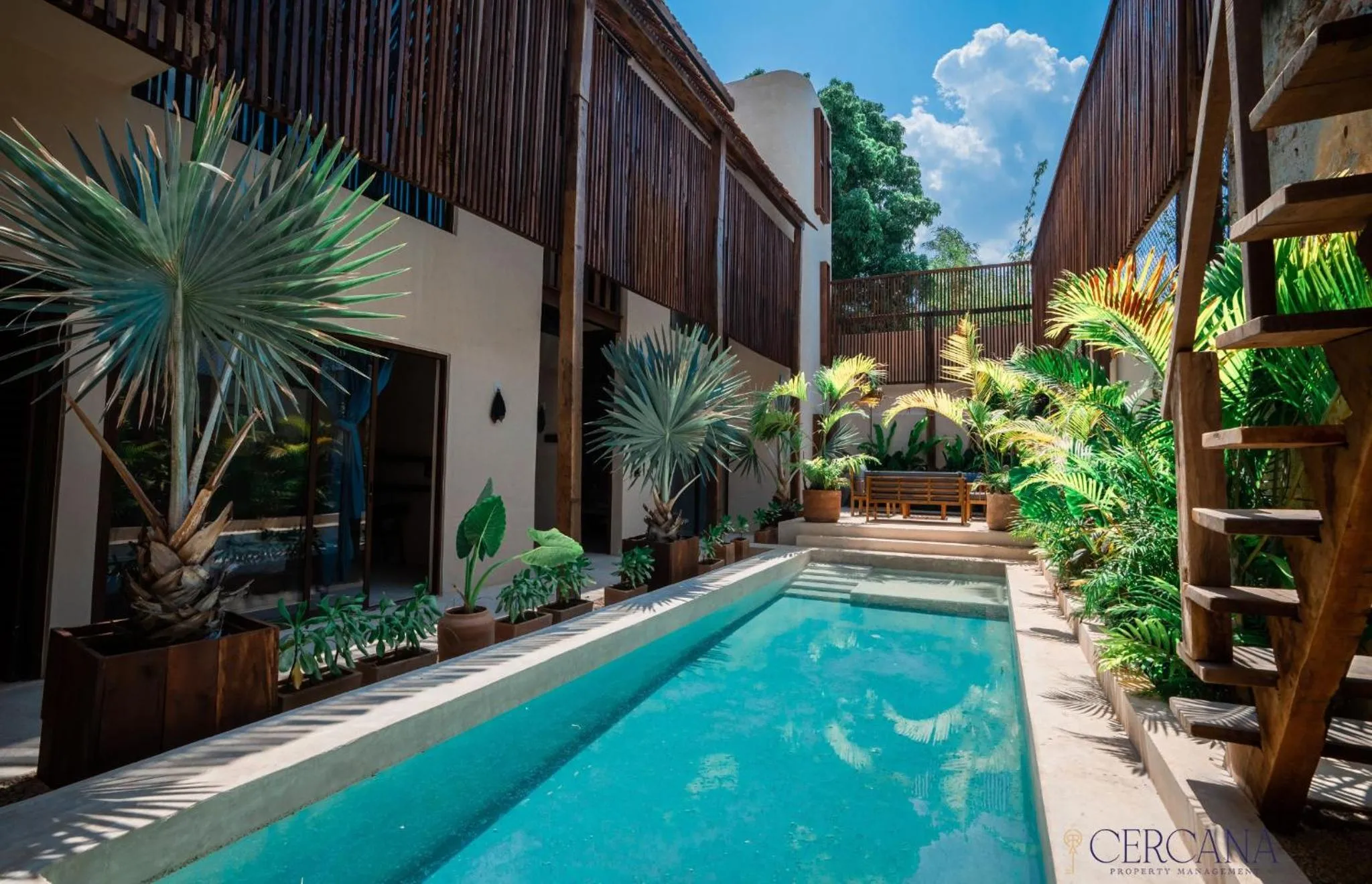 Swimming pool in Casa Mandarina 4BDR by Cercana