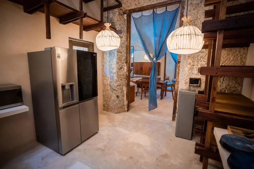 Kitchen or kitchenette in Casa Mandarina 4BDR by Cercana
