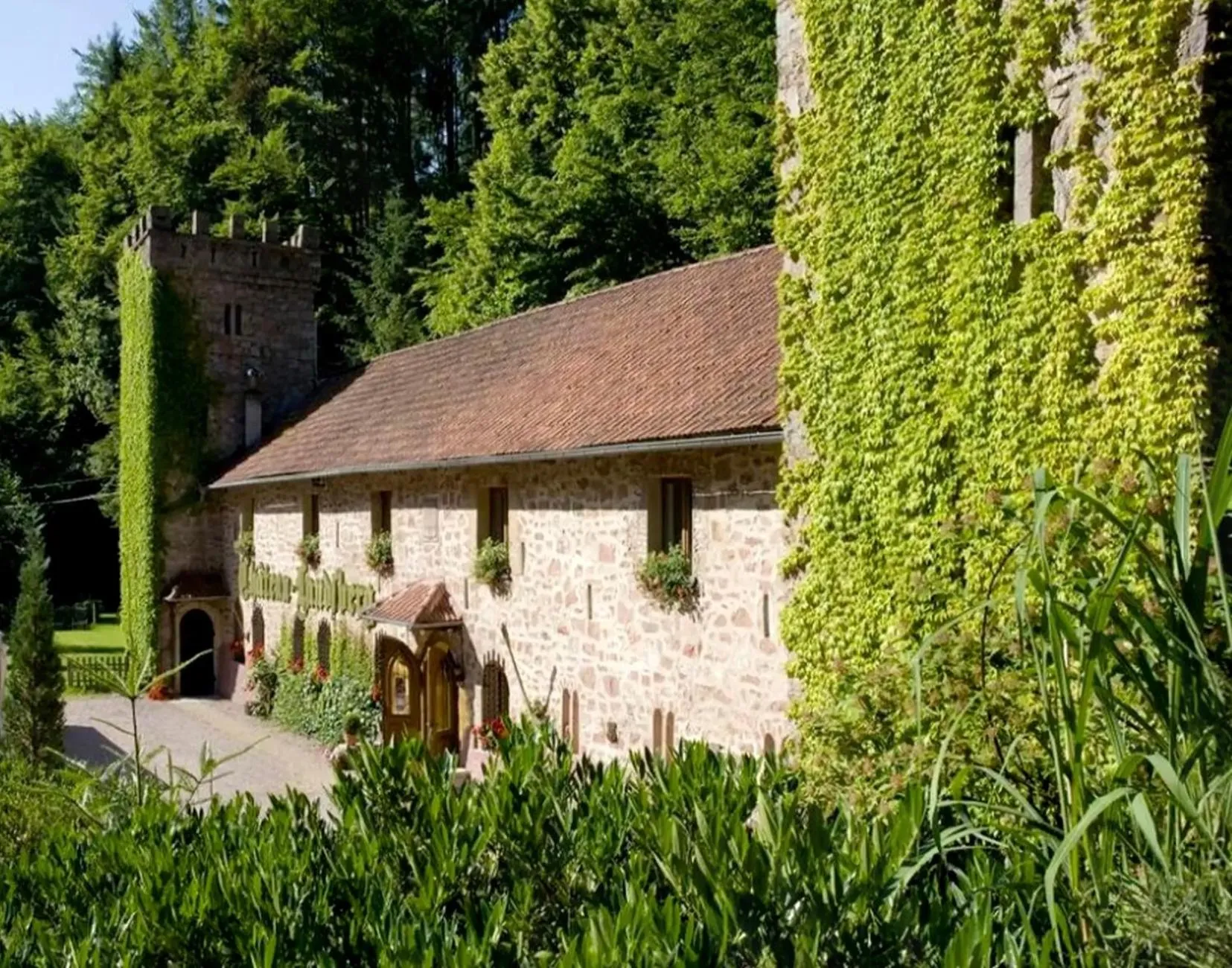 Property building in Le Château du Landsberg
