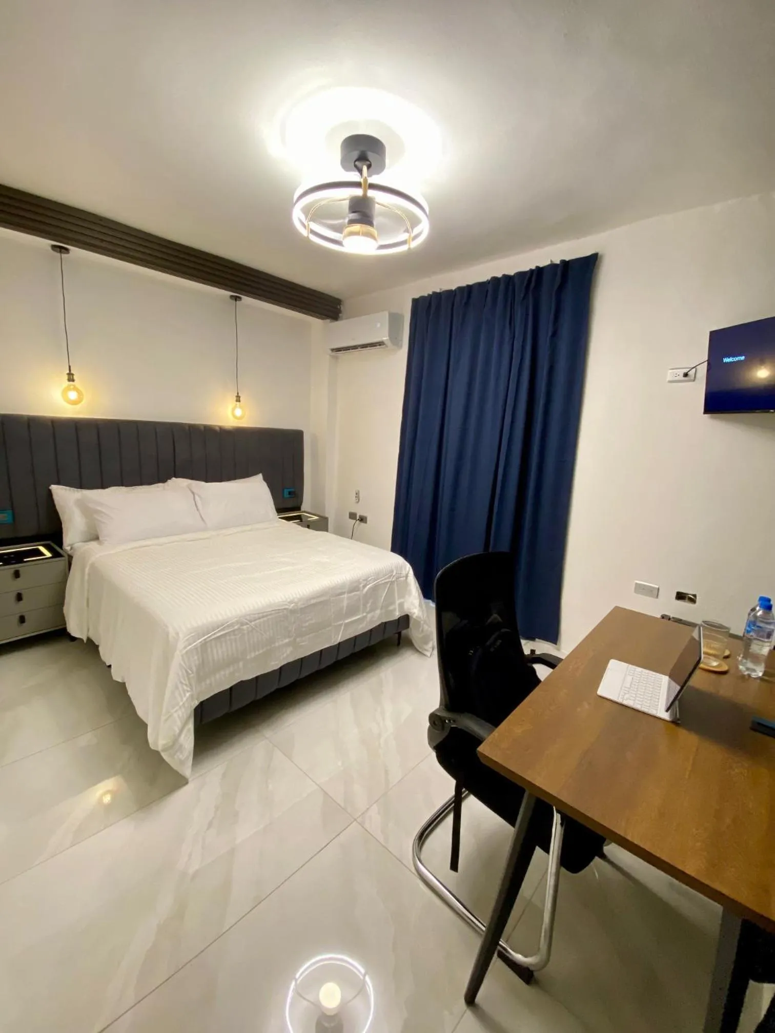 TV and multimedia, Bed in RIG Colonial Experience