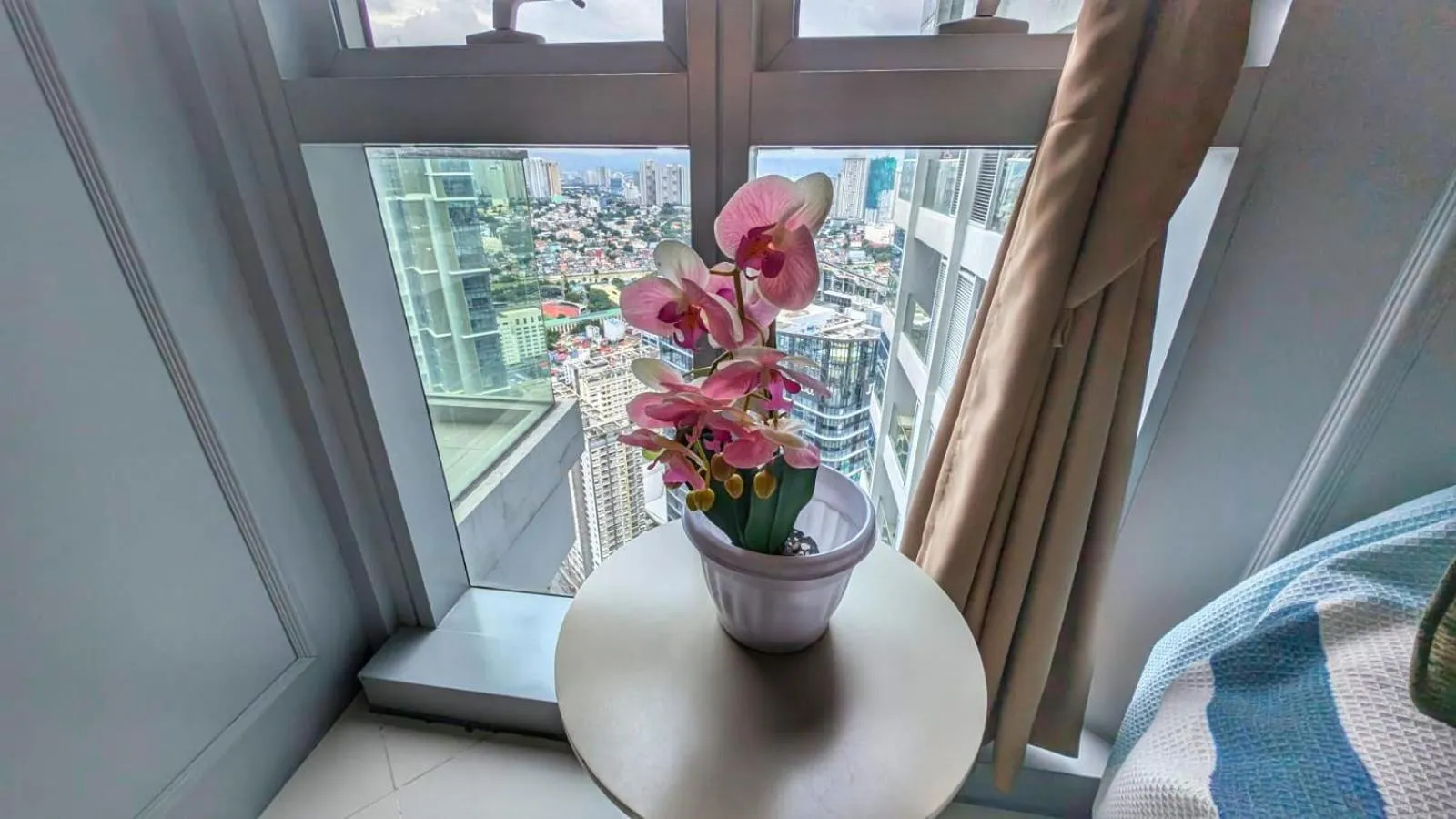 EG Private House -BGC UPTOWN