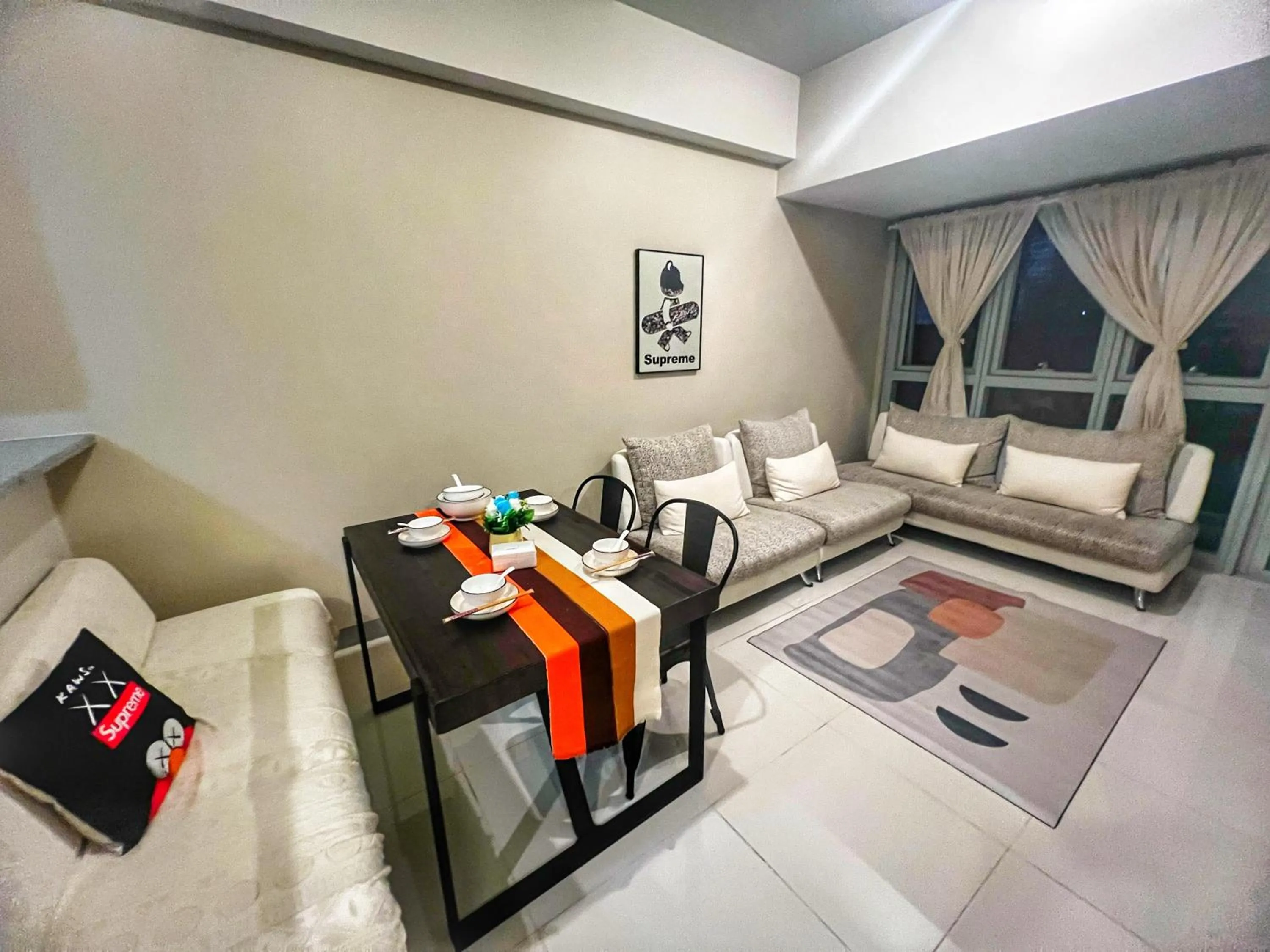 Living room in EG Private House -BGC UPTOWN