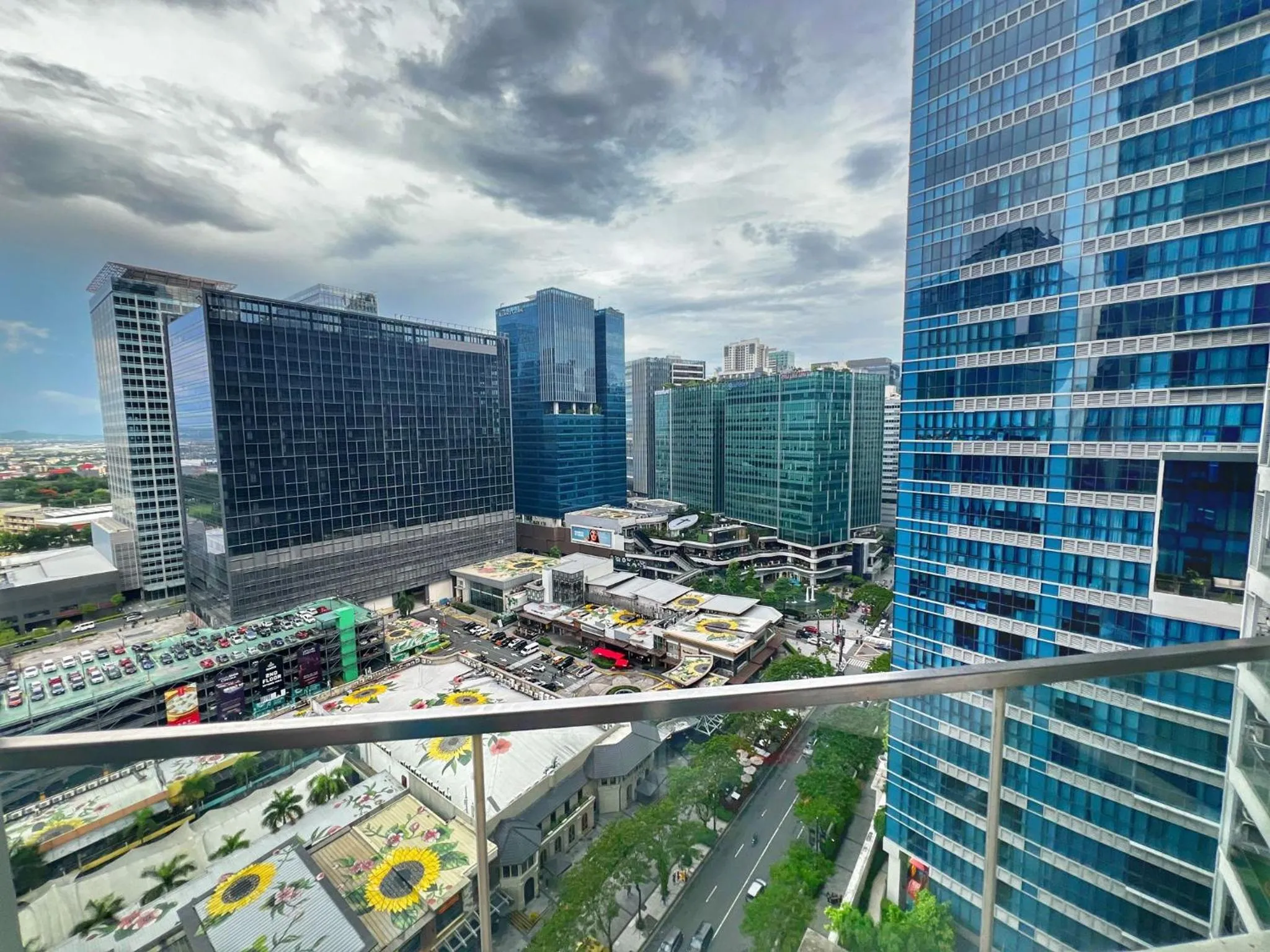 EG Private House -BGC UPTOWN