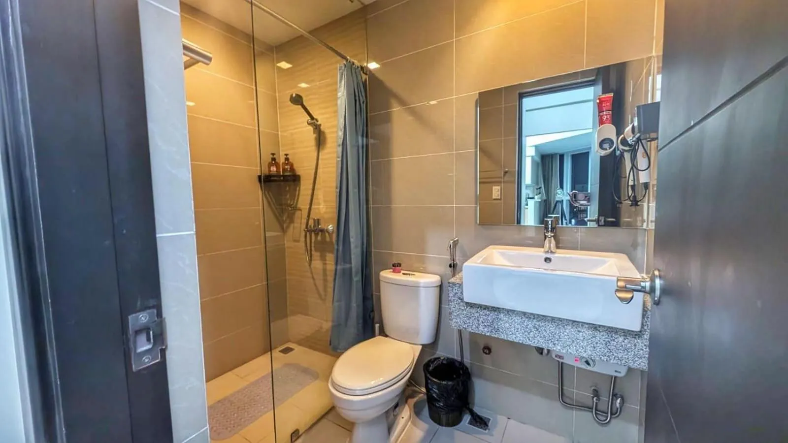 EG Private House -BGC UPTOWN