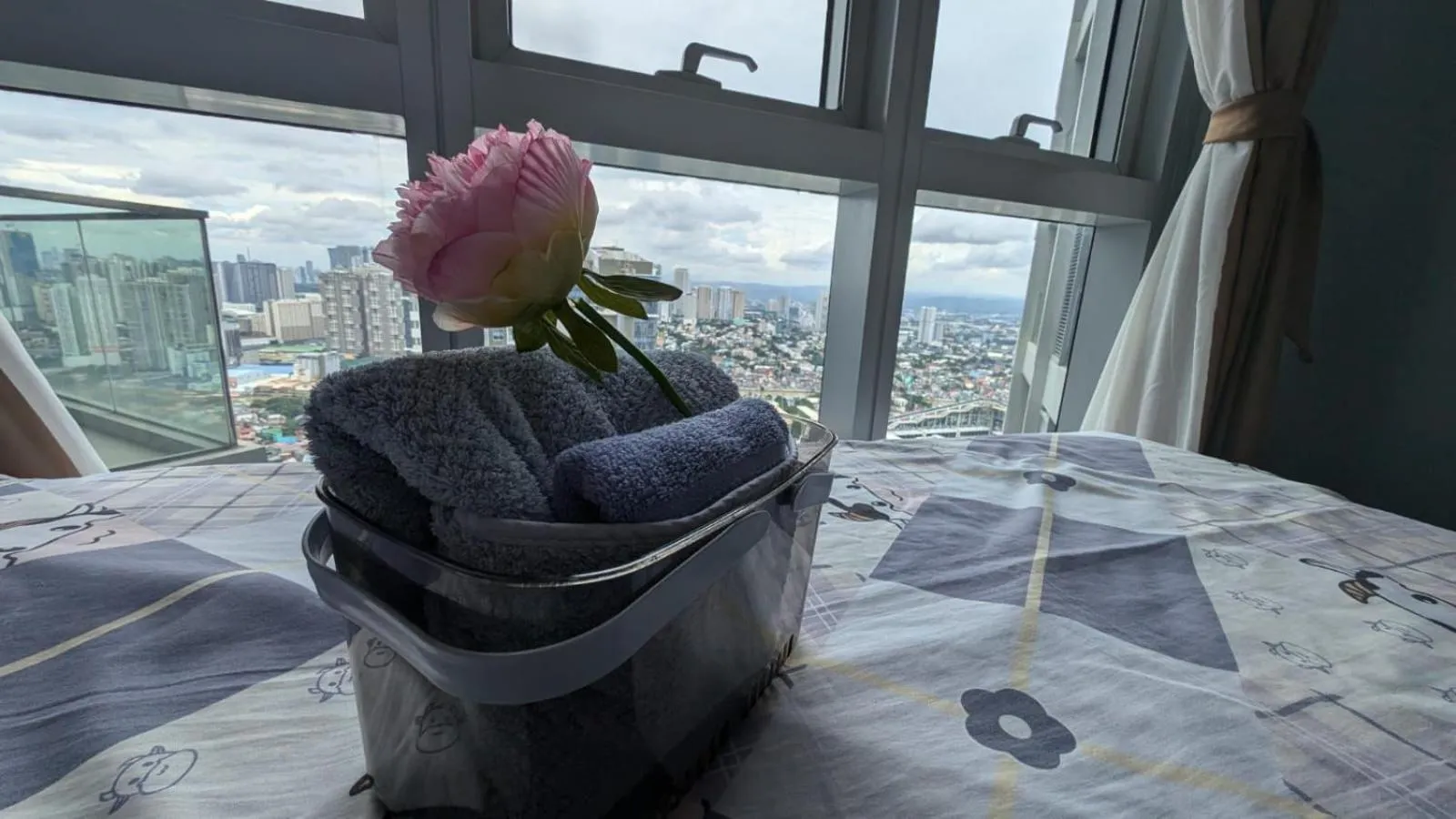 EG Private House -BGC UPTOWN