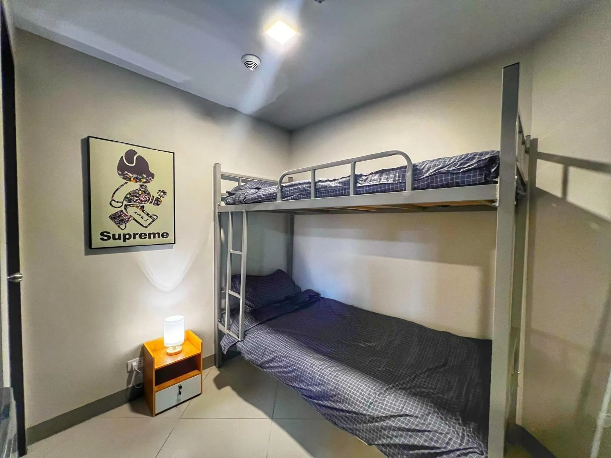 Bed in EG Private House -BGC UPTOWN