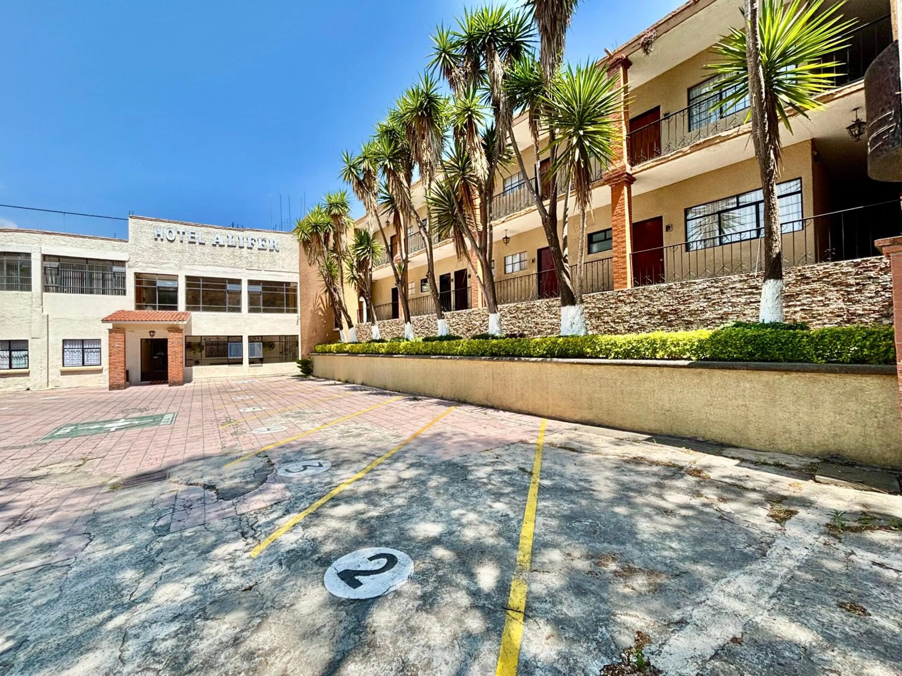 Property building in Hotel Alifer