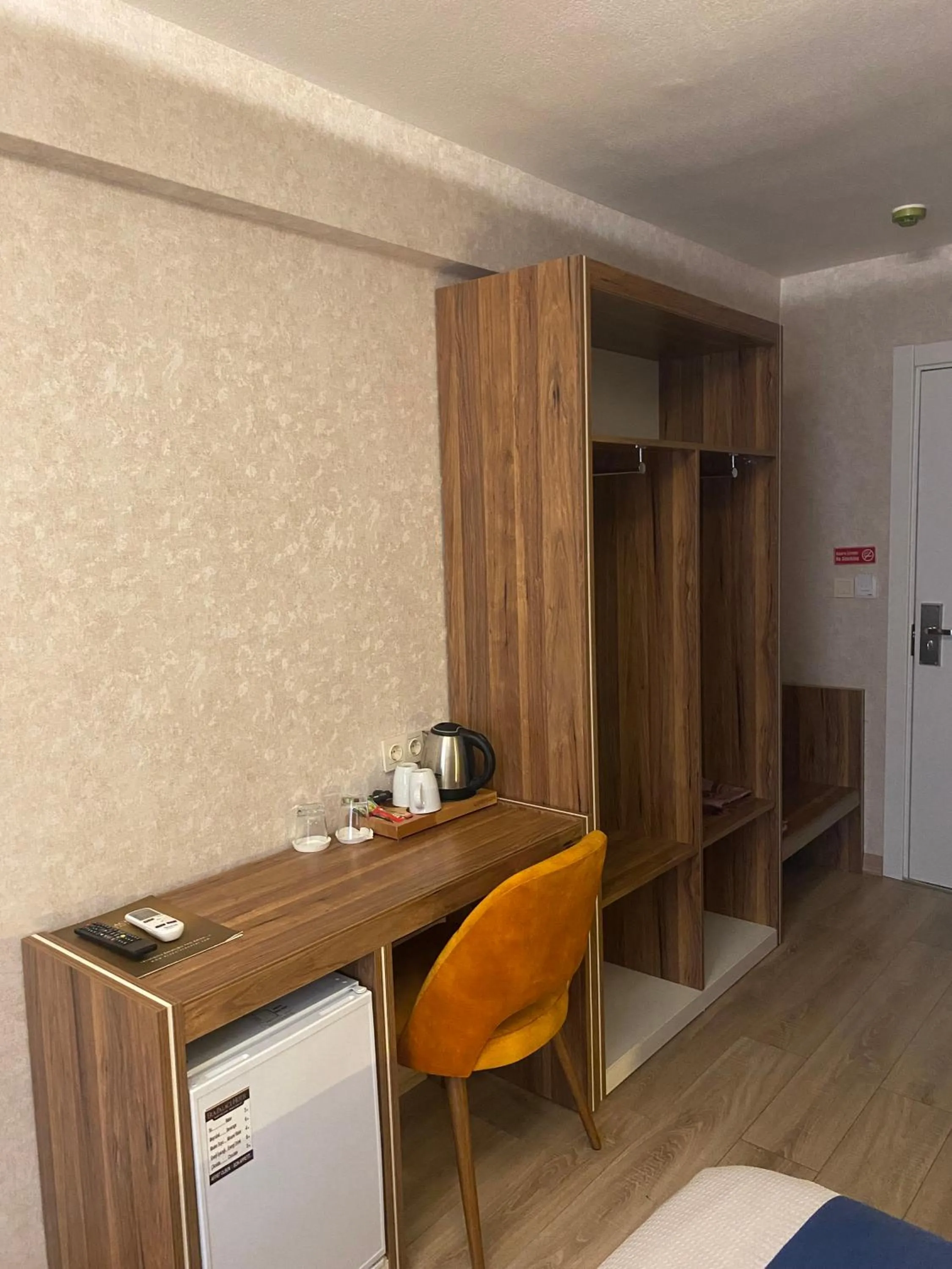 Coffee/tea facilities in Era Palace Hotel