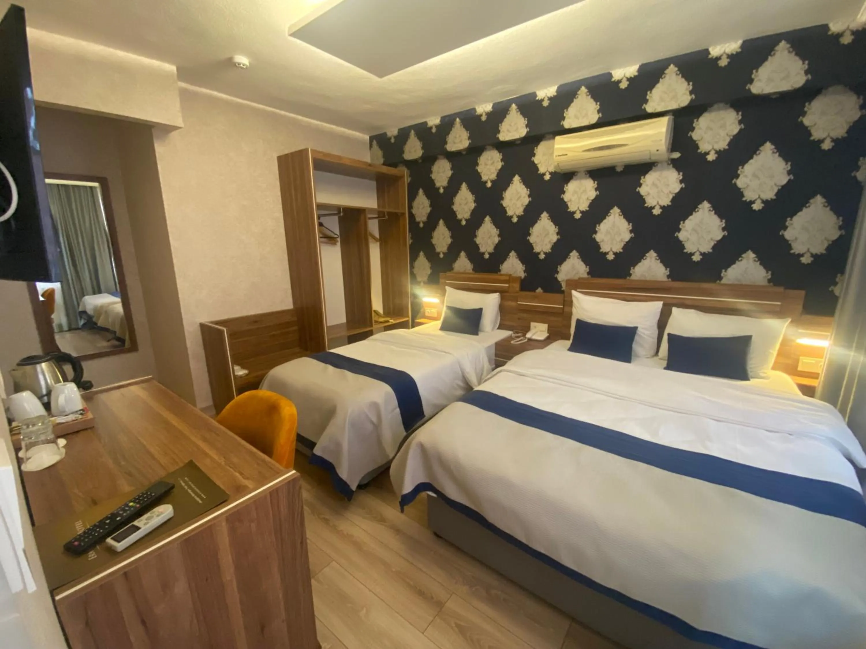 Bed in Era Palace Hotel