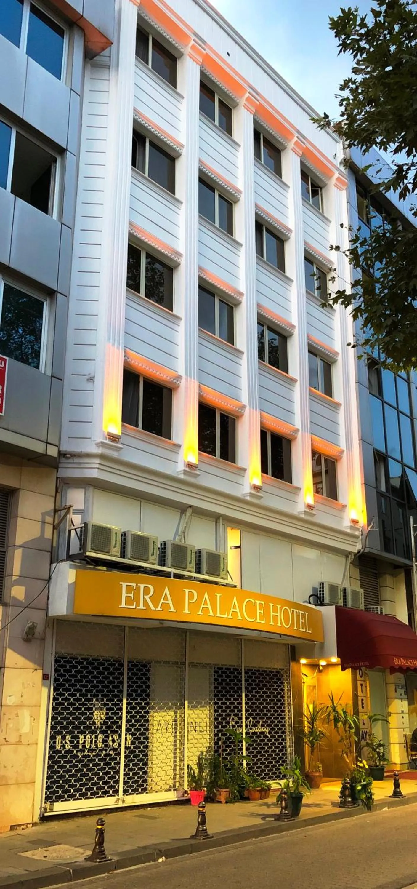 Property building in Era Palace Hotel