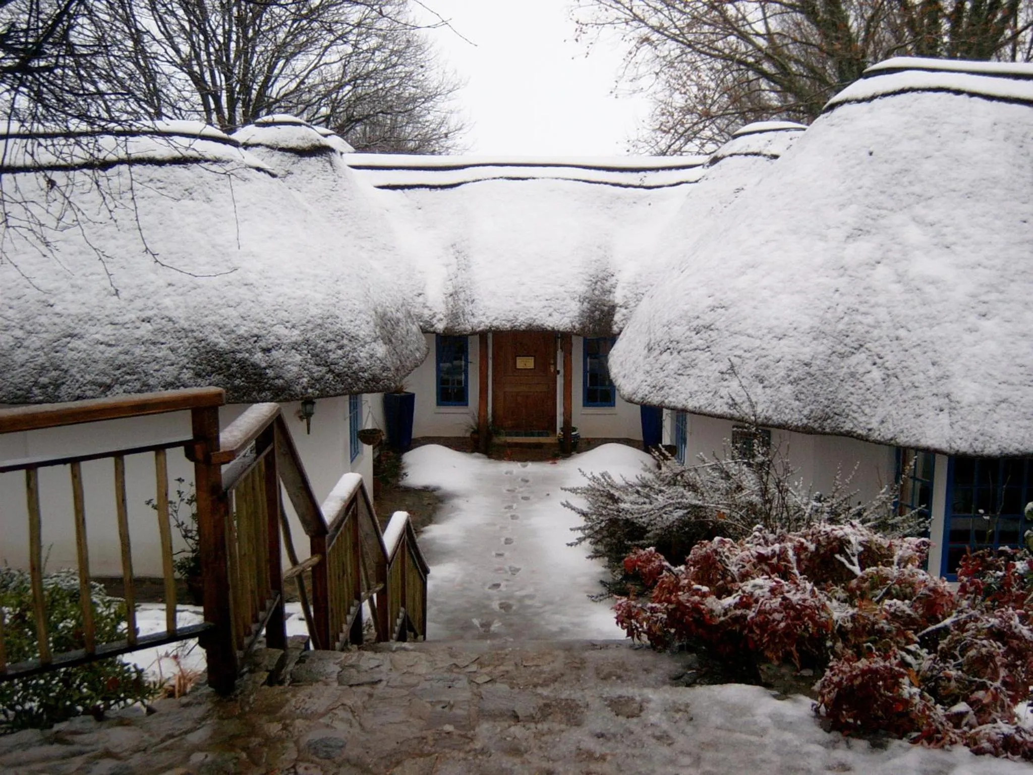 Facade/entrance in Waterford Manor