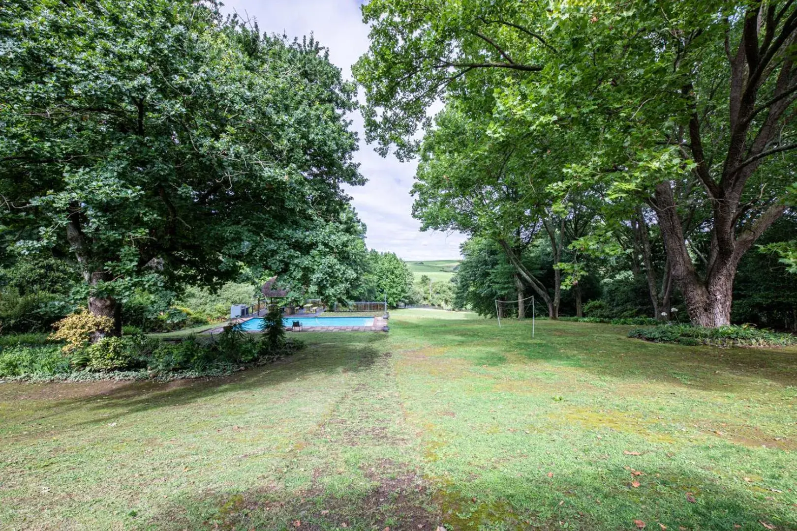 Suite with Pool View in Waterford Manor Suite with Pool View in Waterford Manor