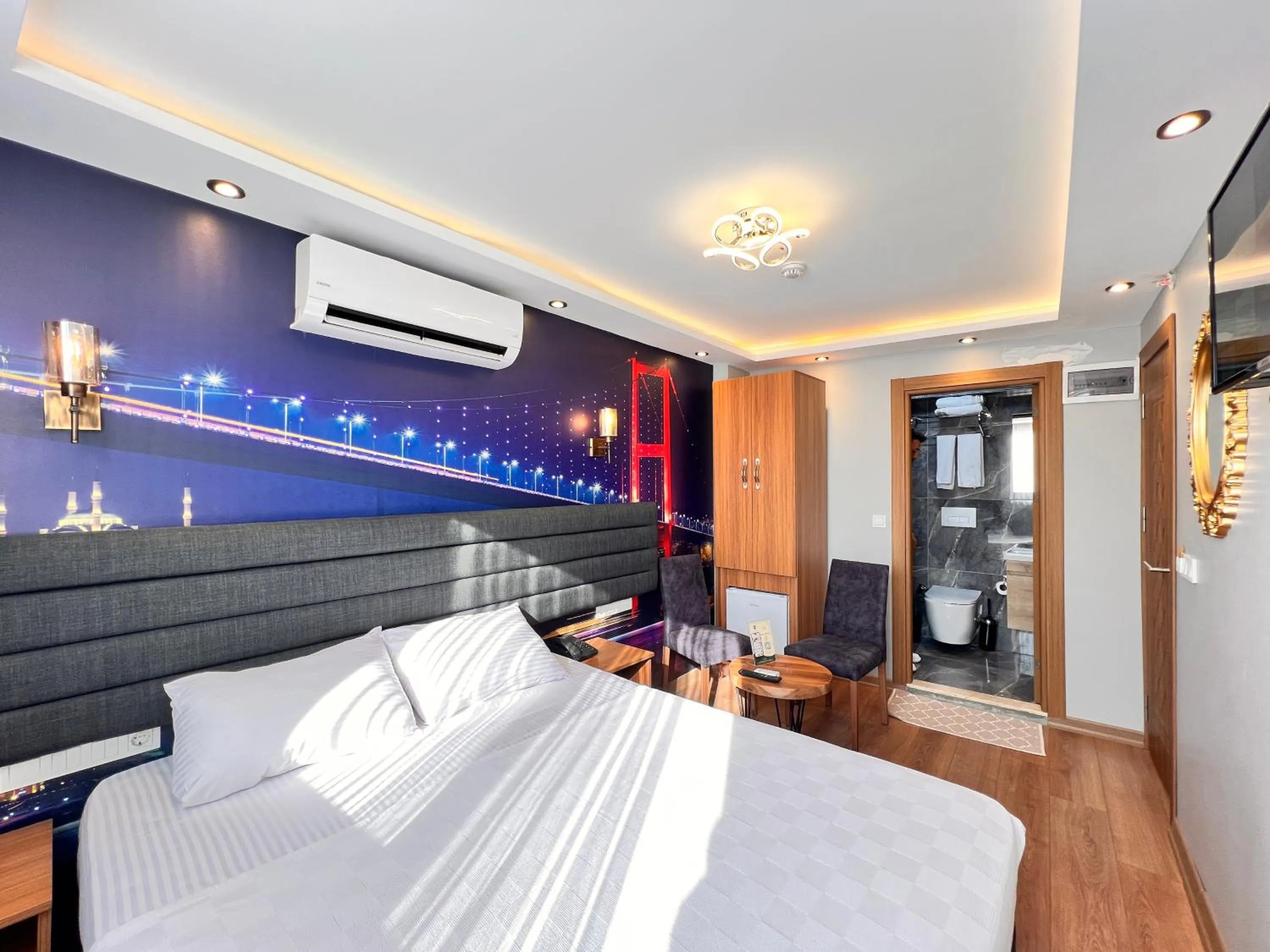 Bed in Mamma Marya Hotel