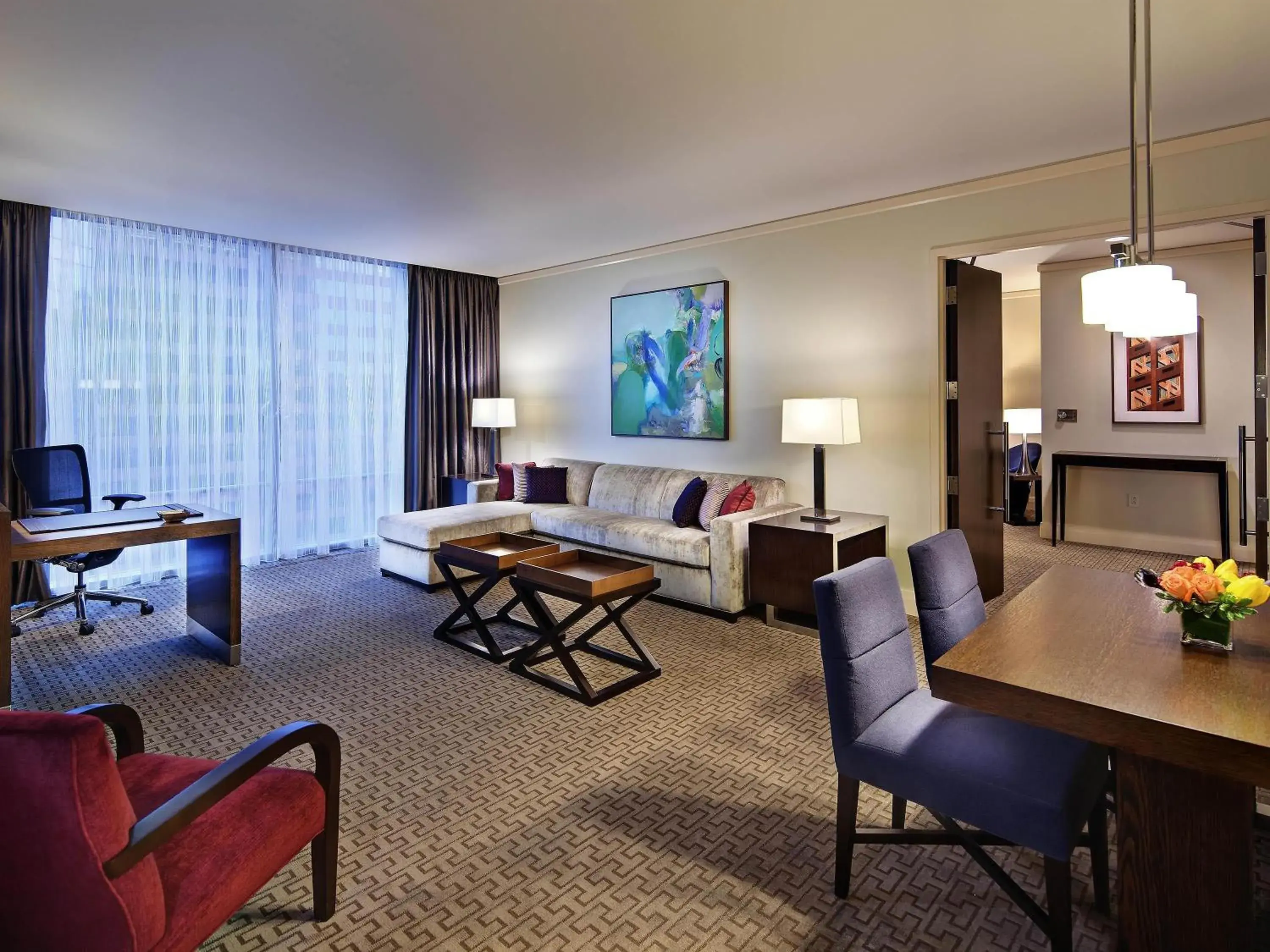 Photo of the whole room in Fairmont Pittsburgh Photo of the whole room in Fairmont Pittsburgh