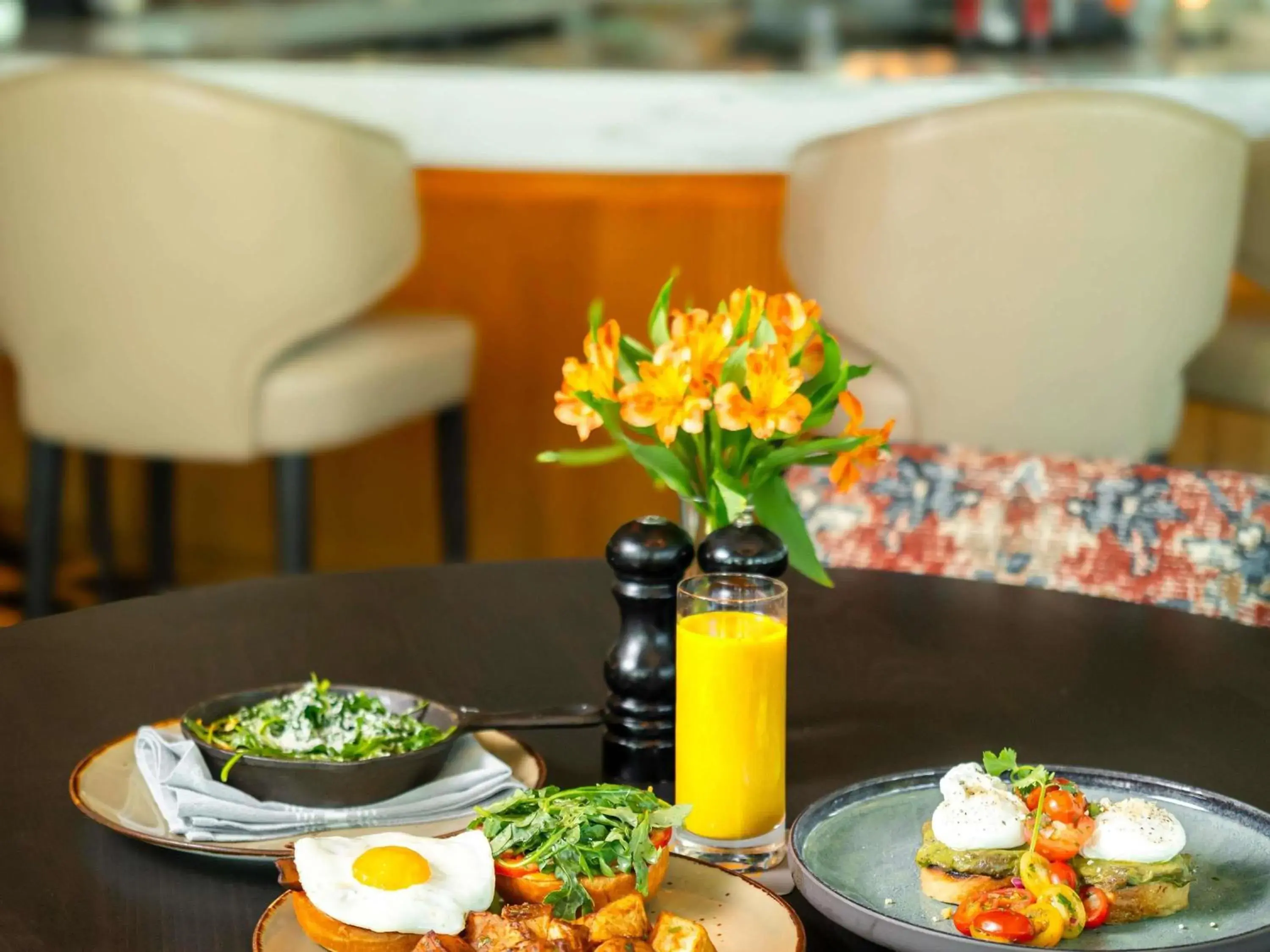 Restaurant/places to eat in Fairmont Pittsburgh Restaurant/places to eat in Fairmont Pittsburgh