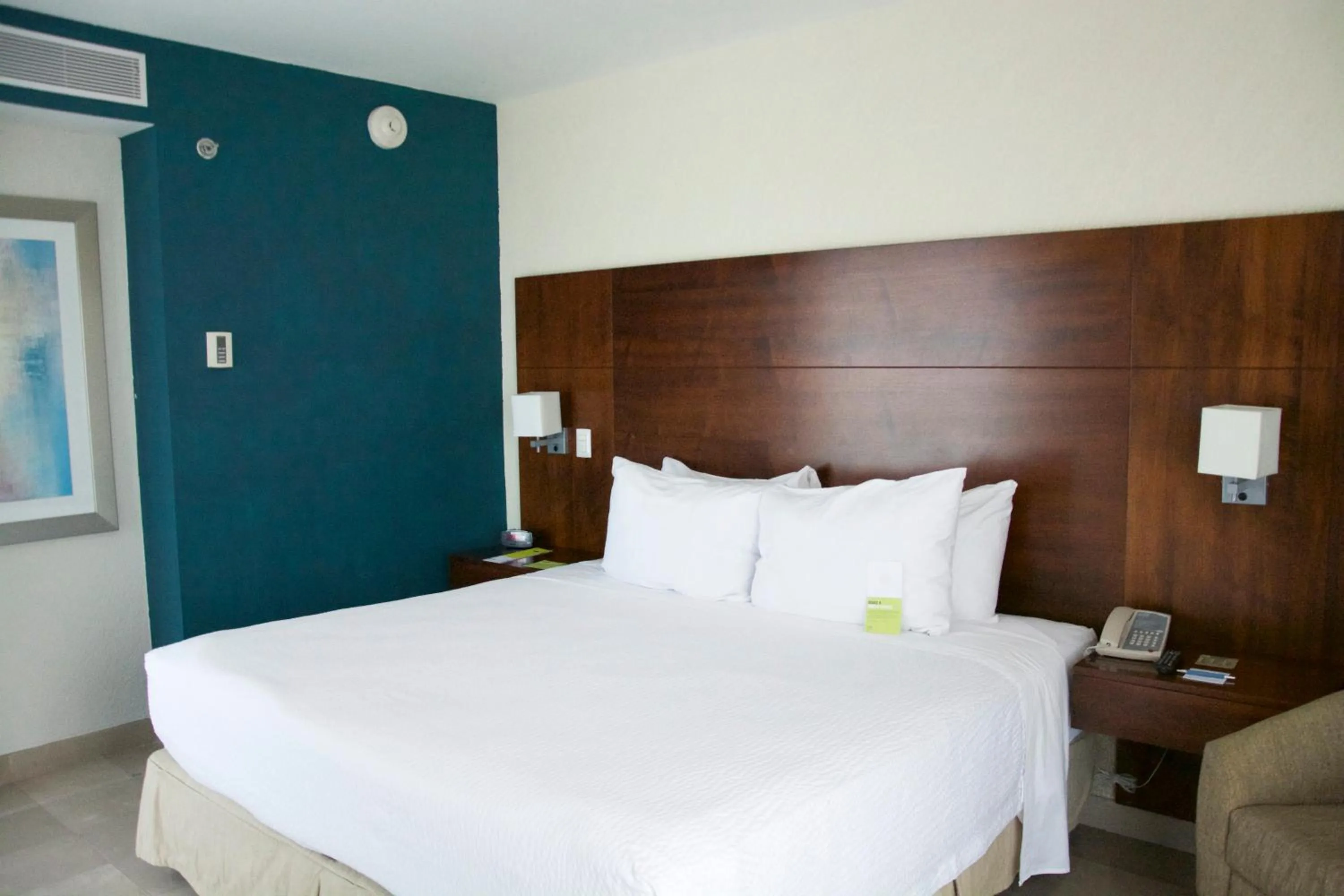 Bed in Four Points by Sheraton Veracruz