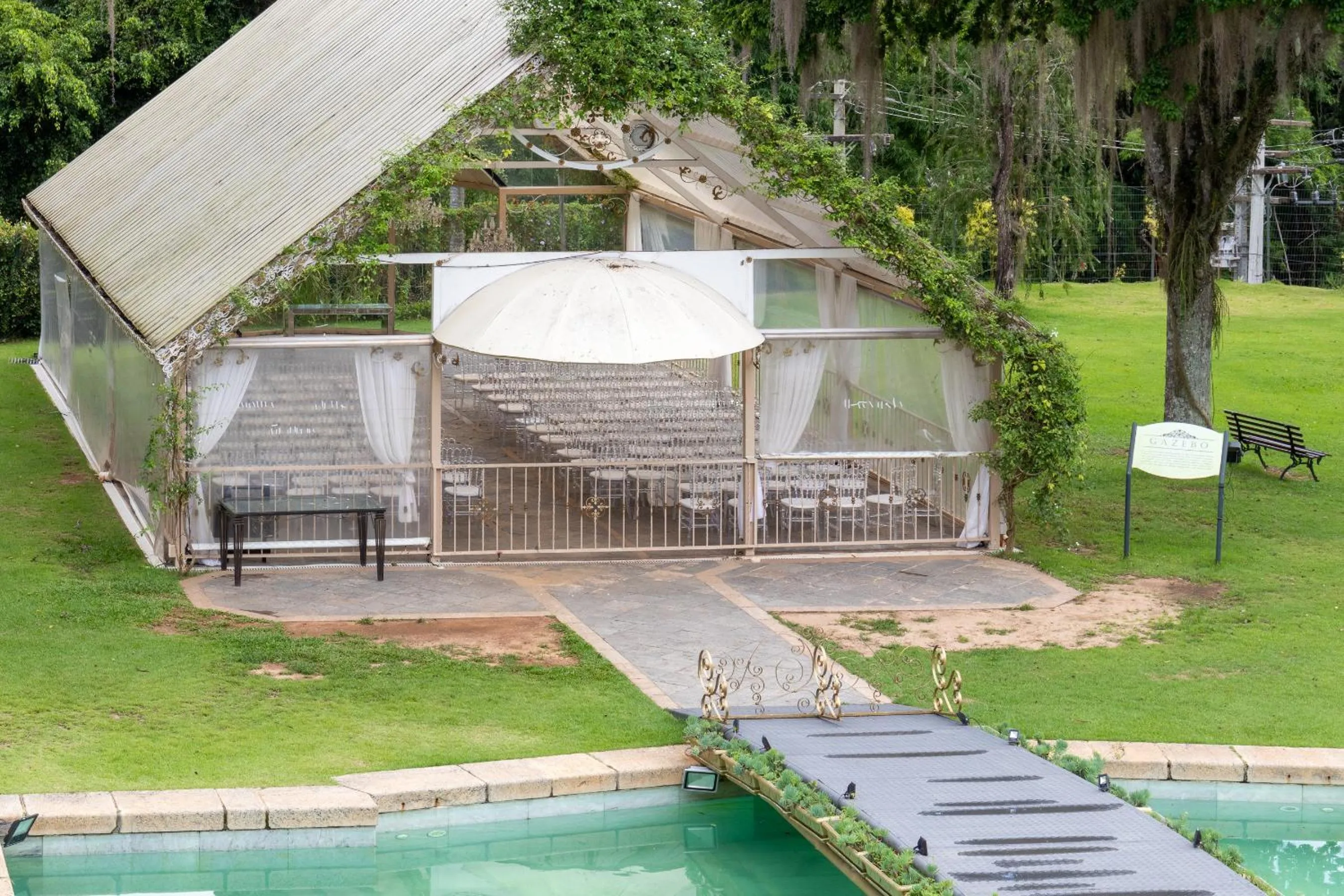 Garden view in Castelo de Itaipava - Hotel, Eventos e Gastronomia