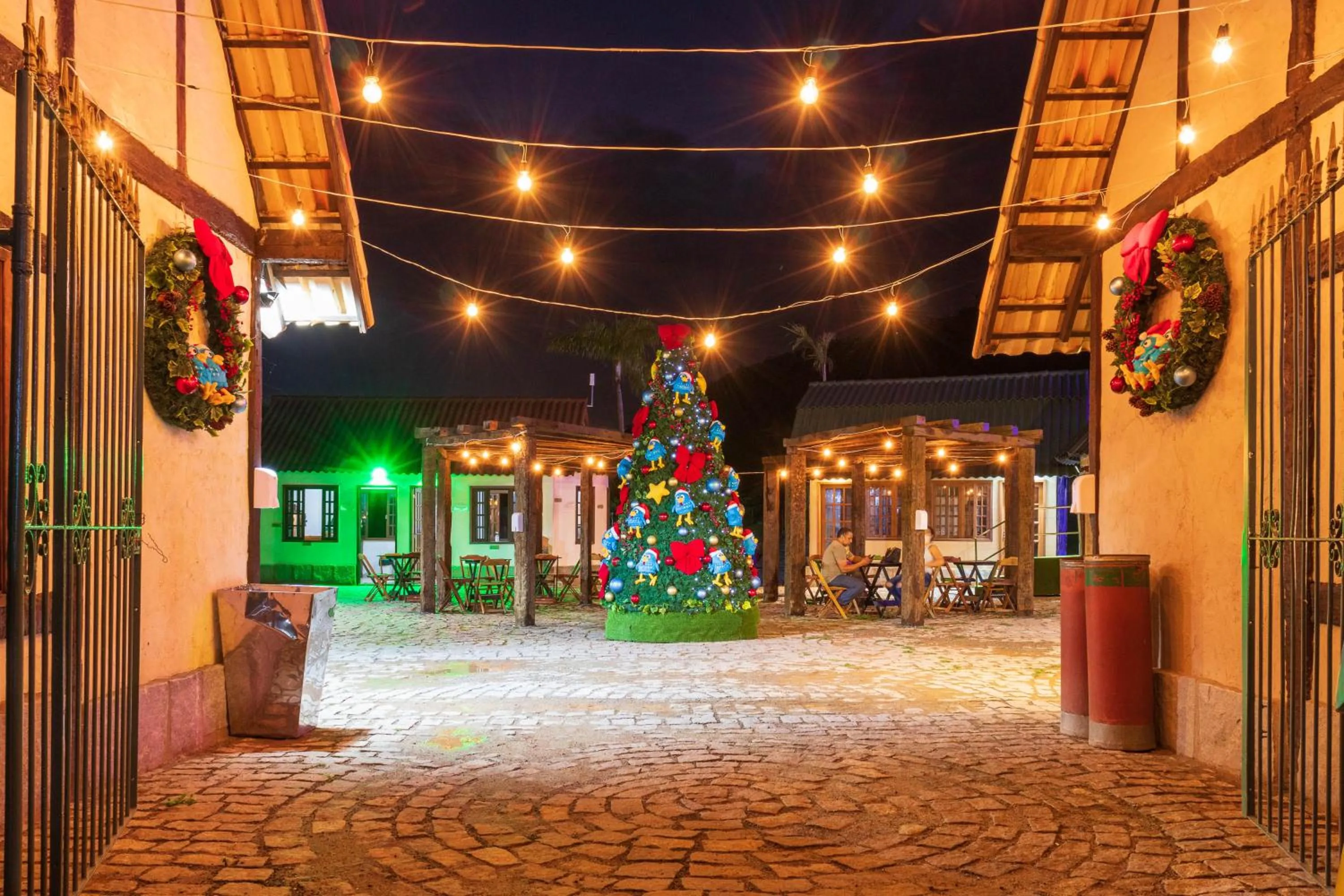 Children play ground in Castelo de Itaipava - Hotel, Eventos e Gastronomia