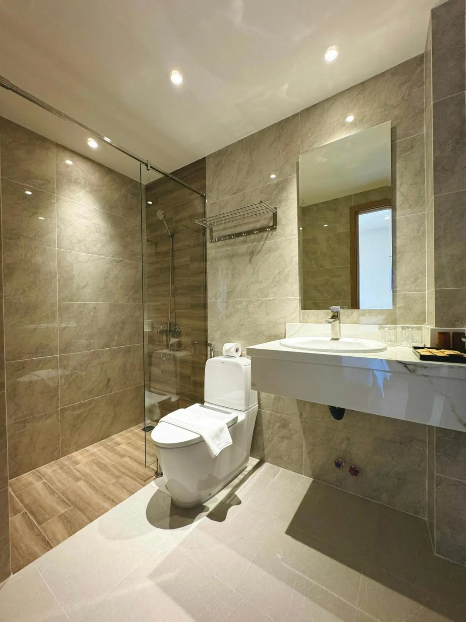 Toilet in Túi Ba Gang Central Hotel