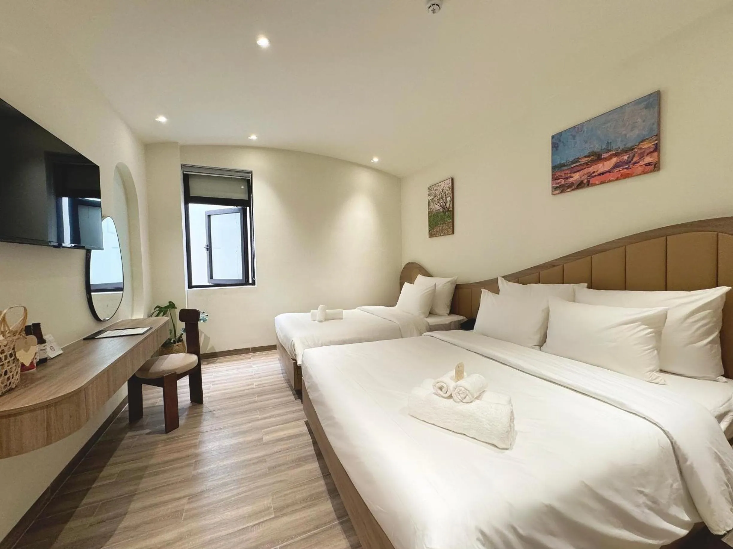 Photo of the whole room, Bed in Túi Ba Gang Central Hotel