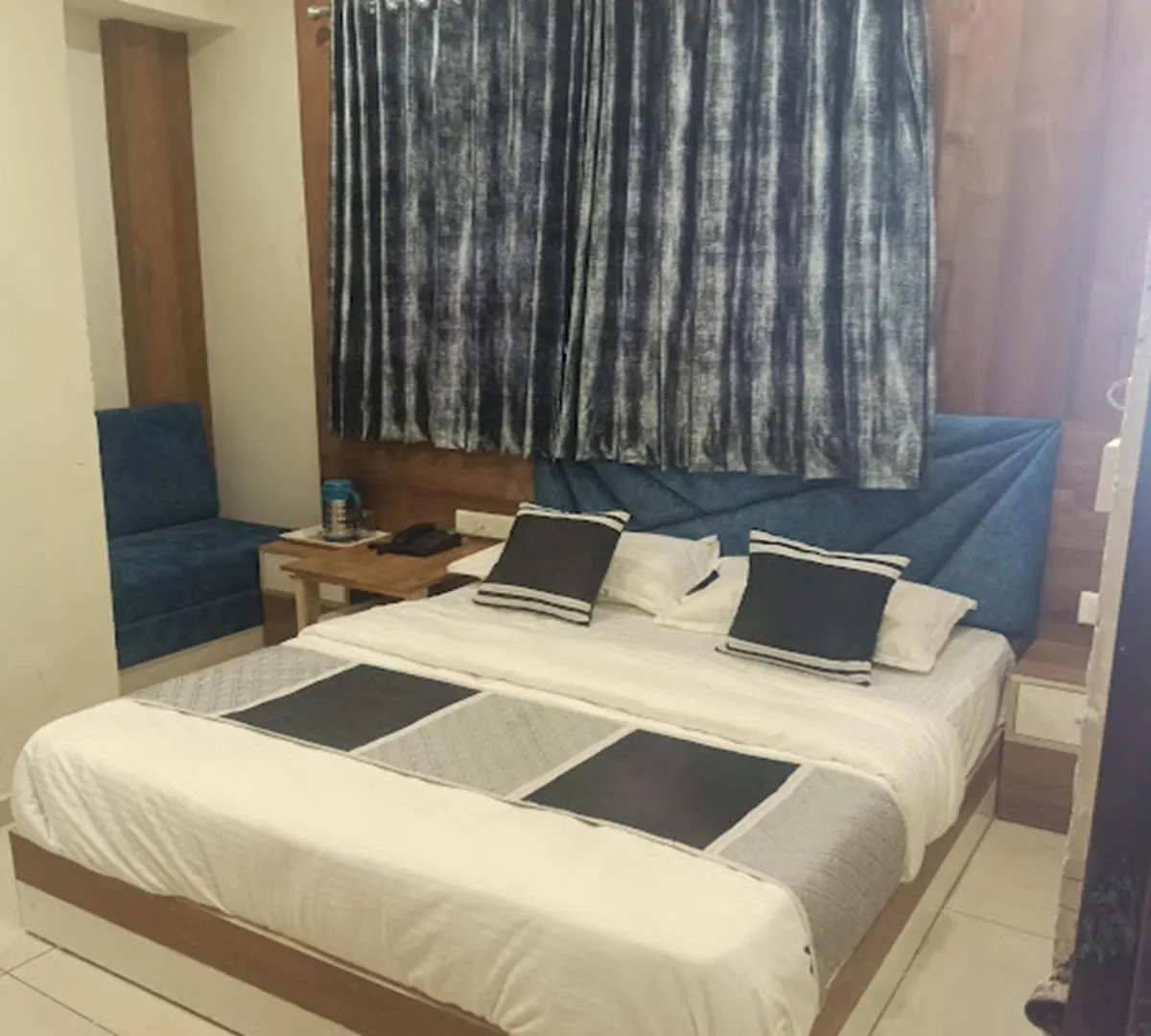 Photo of the whole room in Galaxy Inn Hotel