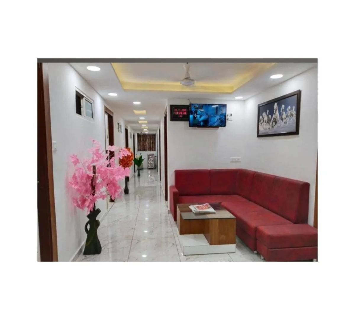 TV and multimedia in Galaxy Inn Hotel