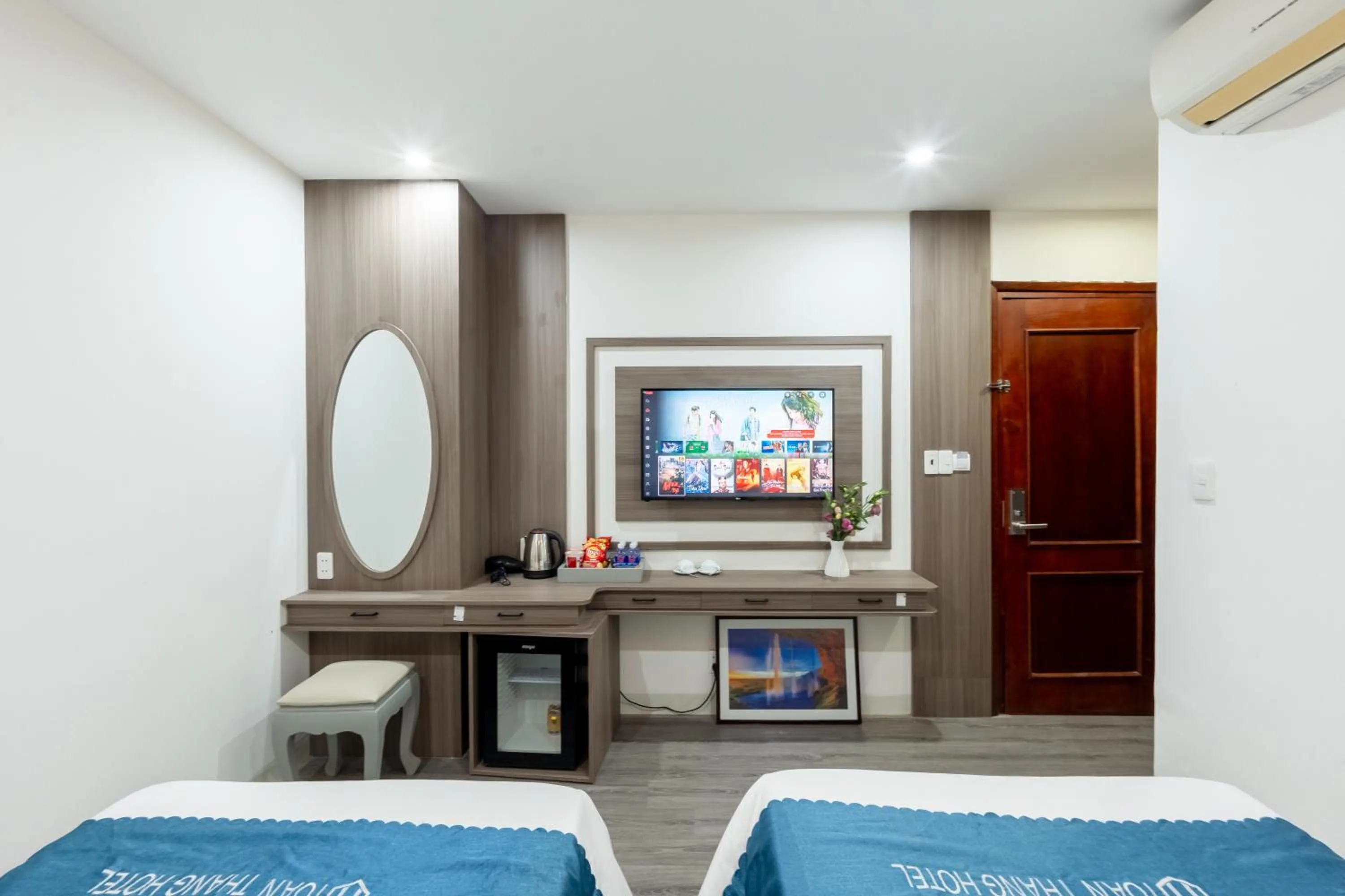 Area and facilities, Bed in Toan Thang Beach Hotel - 100m to the beach