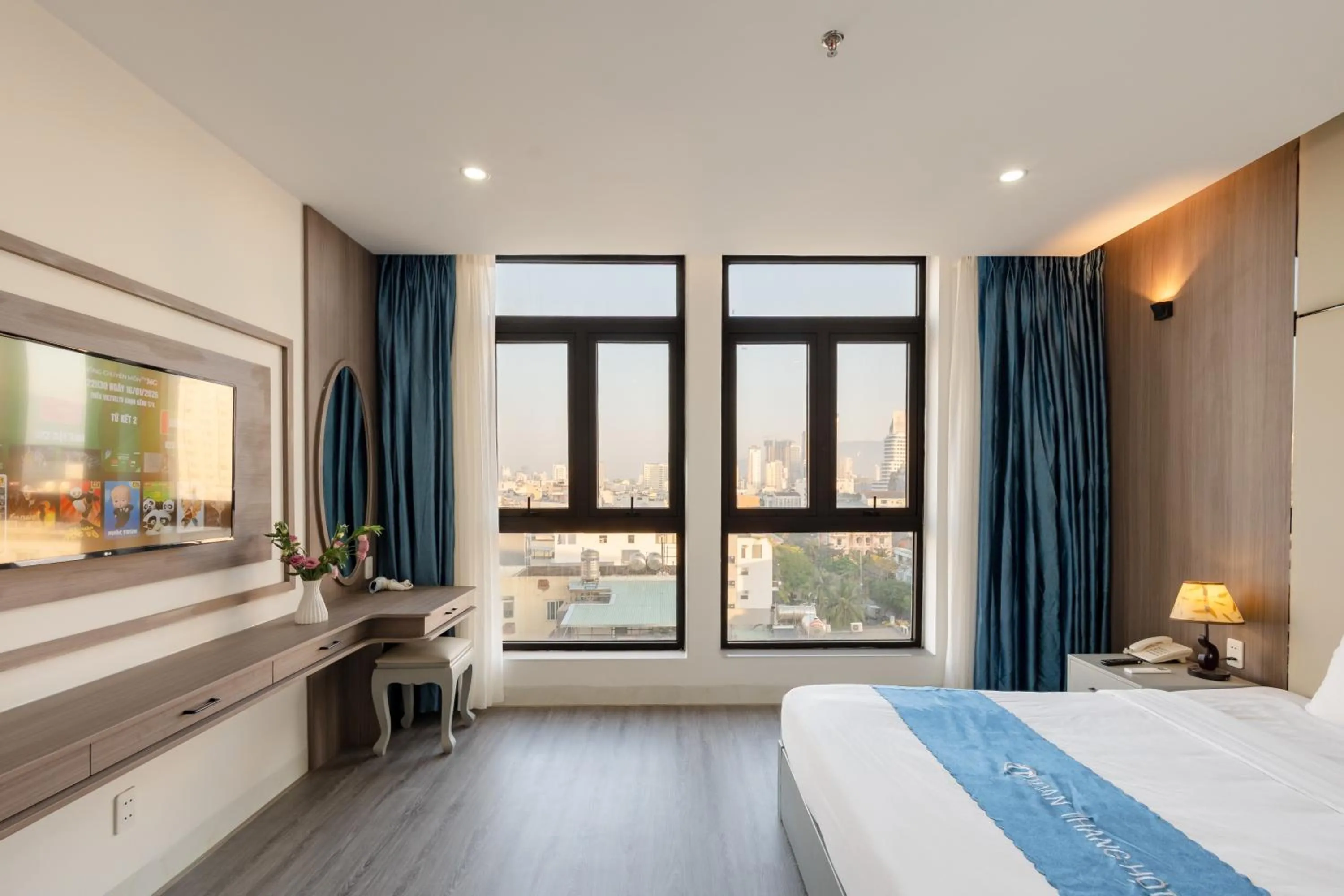 Natural landscape, Bed in Toan Thang Beach Hotel - 100m to the beach