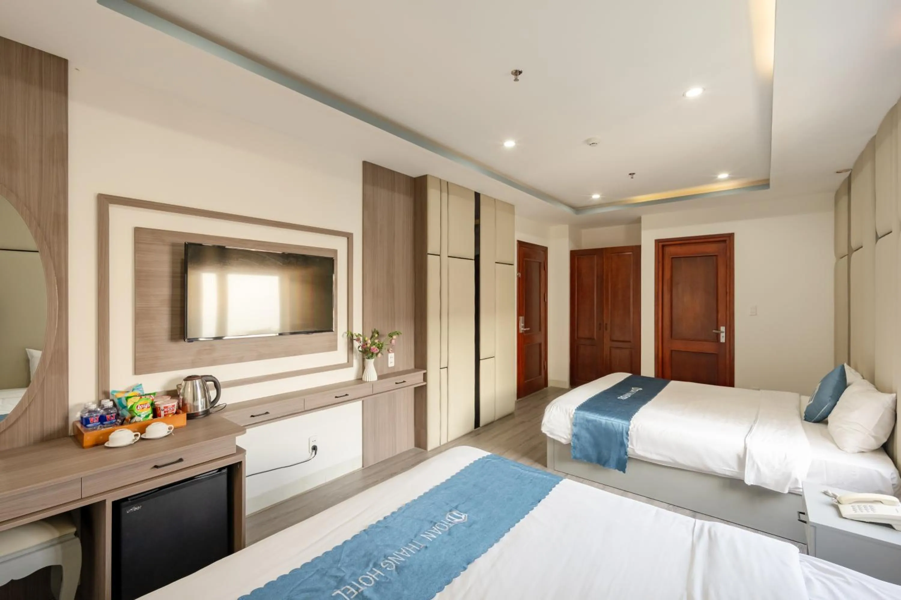 Bed in Toan Thang Beach Hotel - 100m to the beach