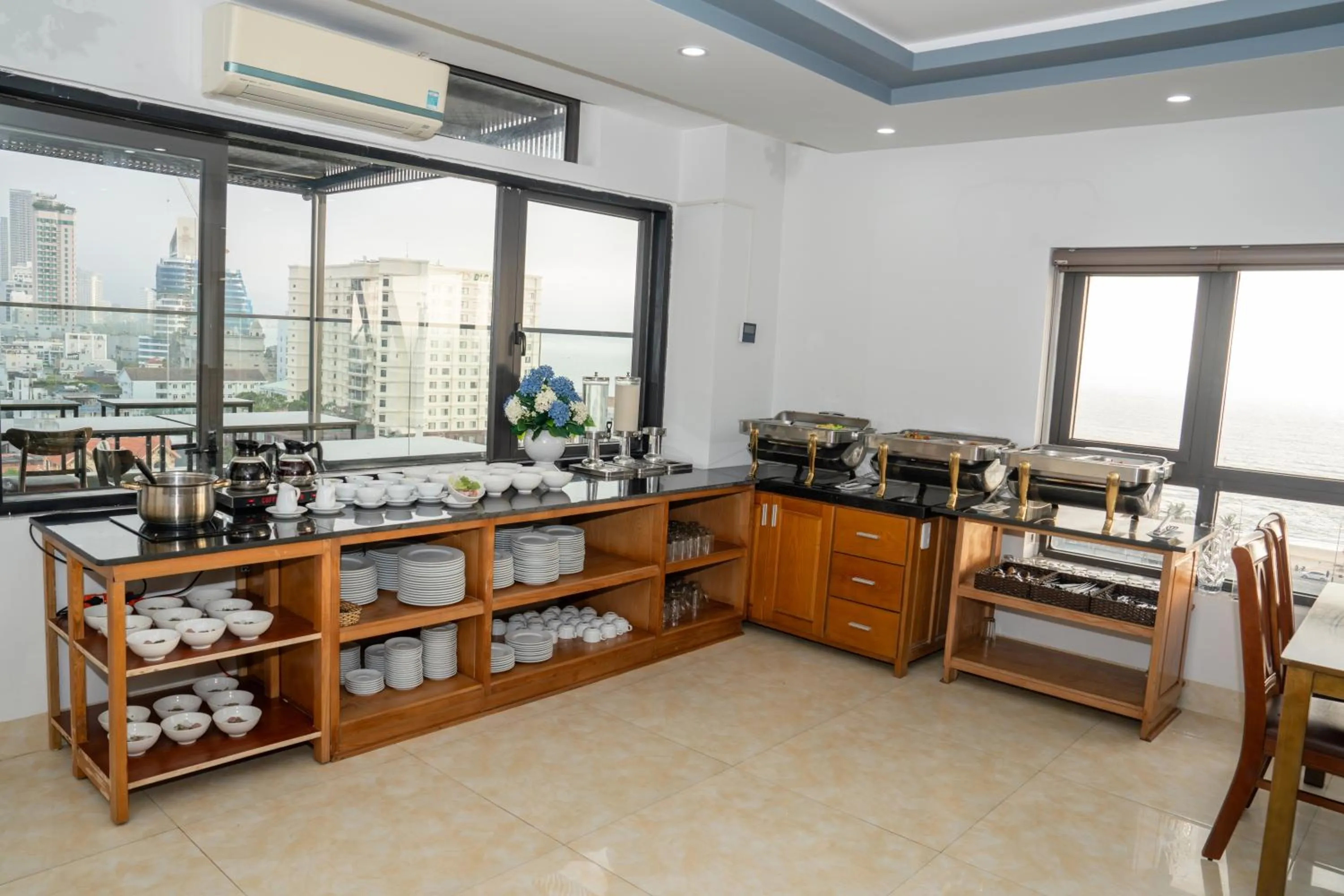 Coffee/tea facilities in Toan Thang Beach Hotel - 100m to the beach