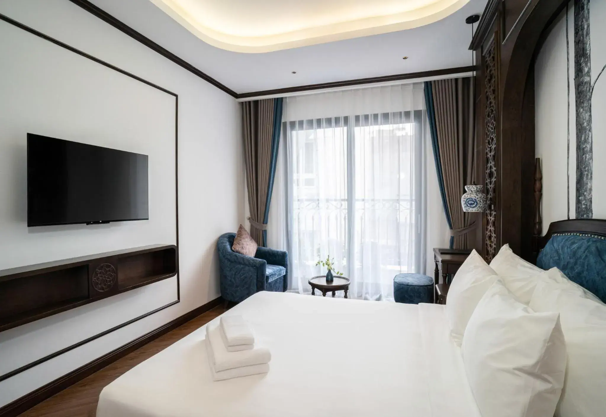 Communal lounge/ TV room, Bed in Eli Rina Hotel Communal lounge/ TV room, Bed in Eli Rina Hotel