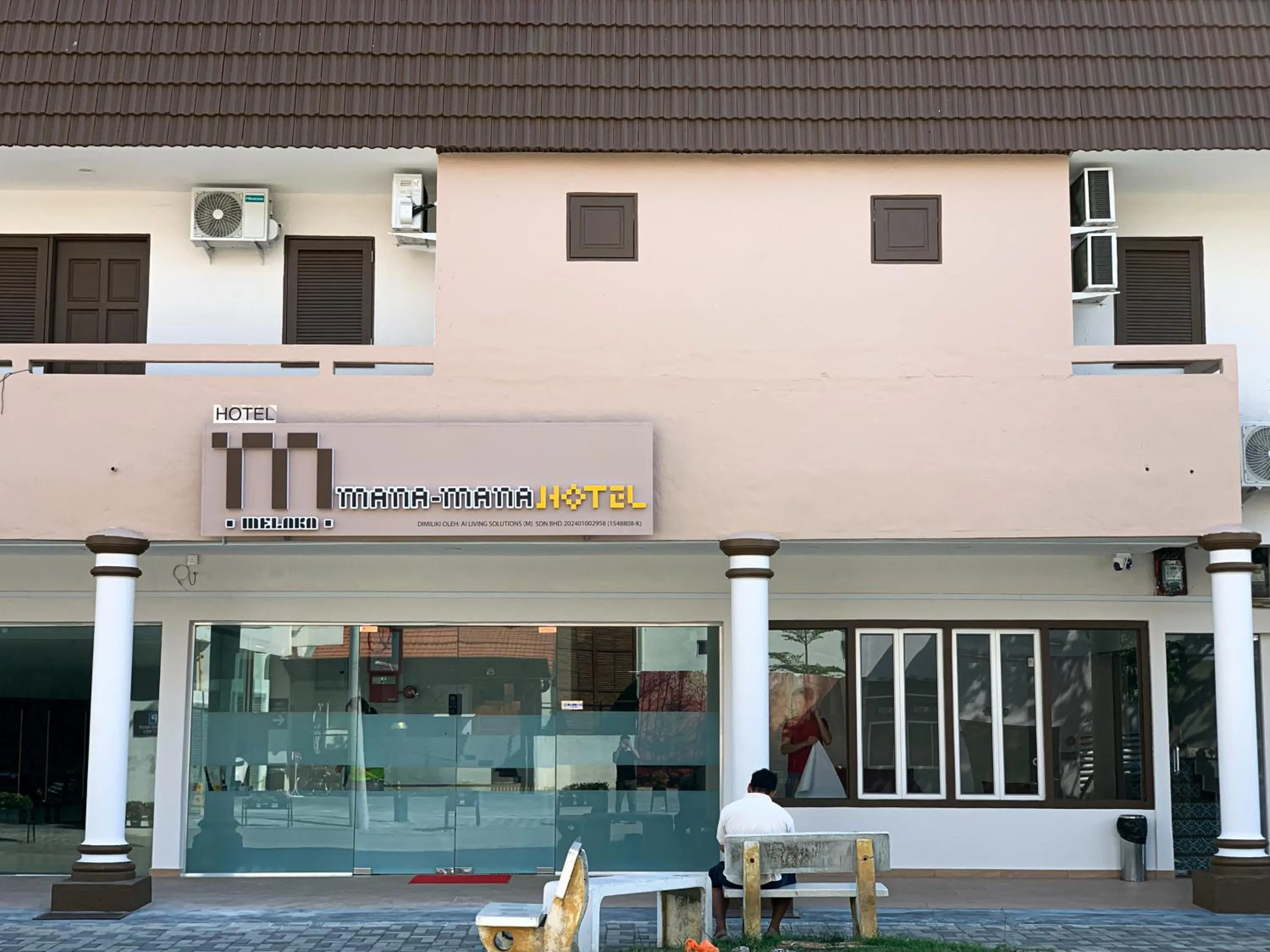 Mana Mana Hotel • Melaka •