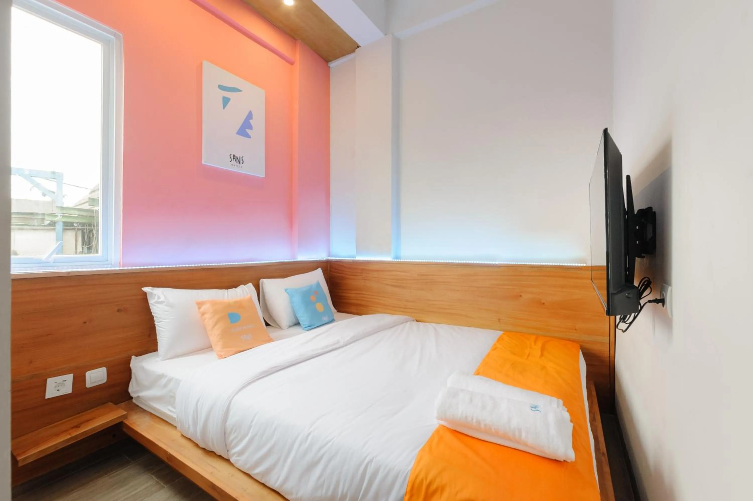 Bedroom, Bed in Sans Hotel Pesona Bekasi