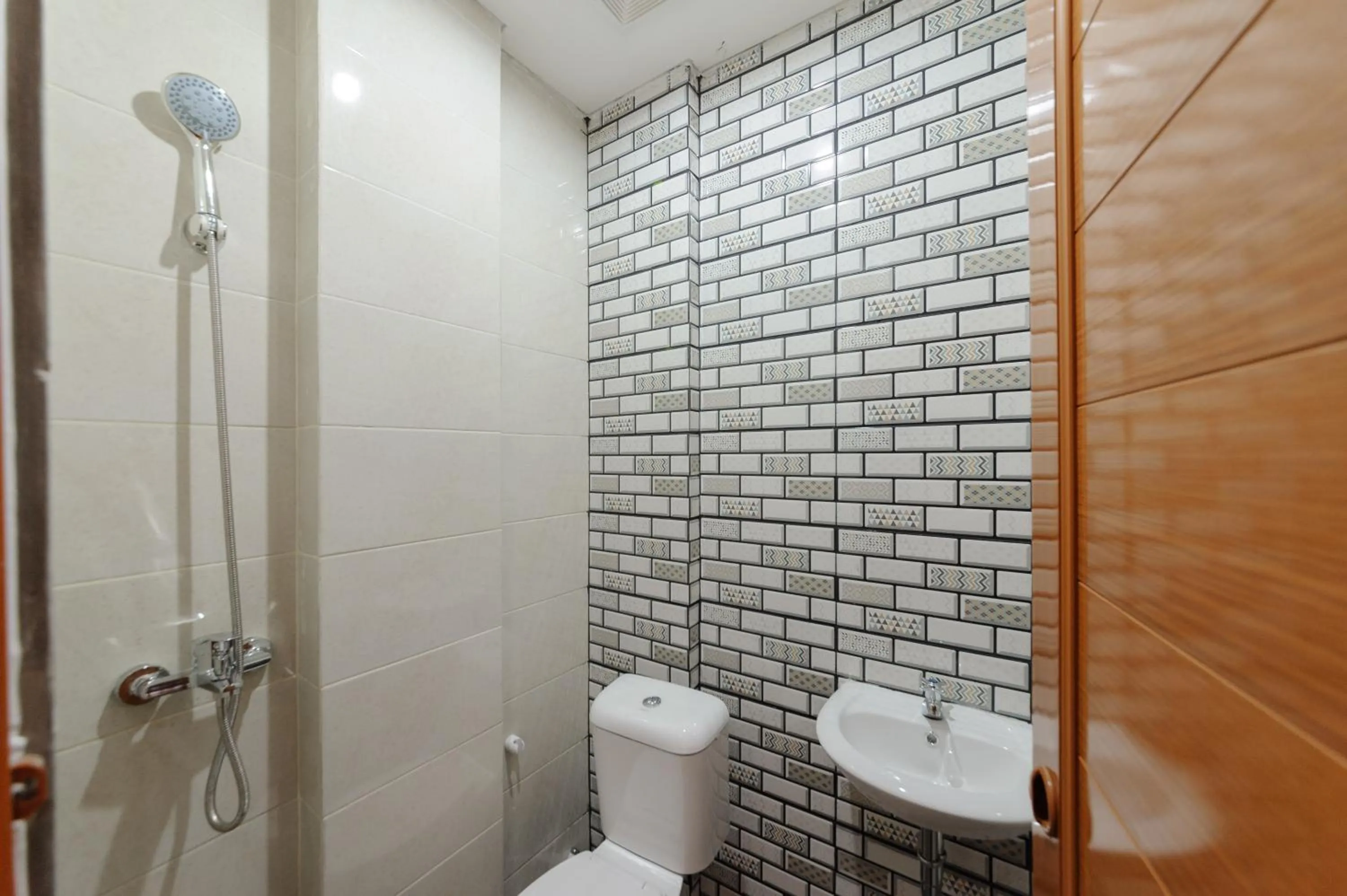 Bathroom in Sans Hotel Pesona Bekasi