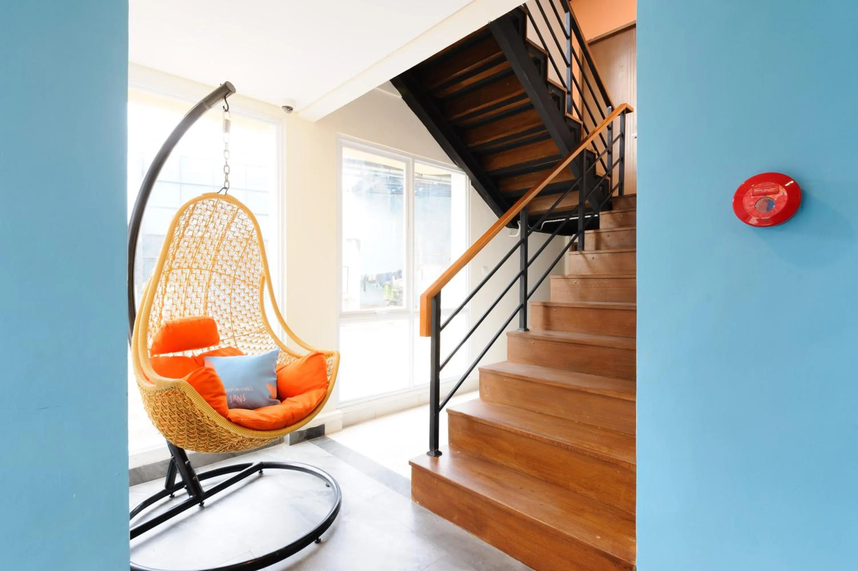 Seating area in Sans Hotel Pesona Bekasi