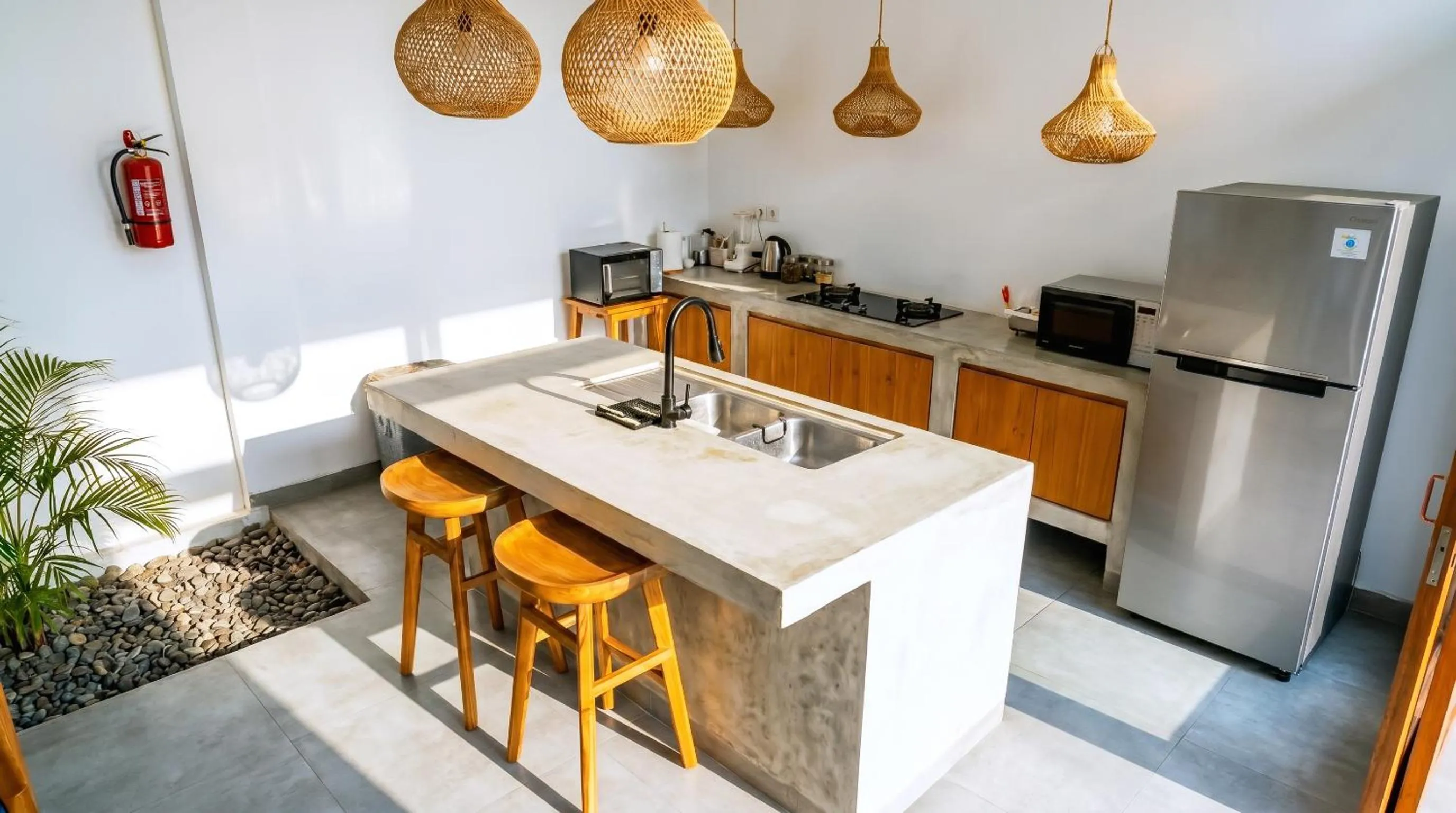 Kitchen or kitchenette in Villa Kulibul by GORO