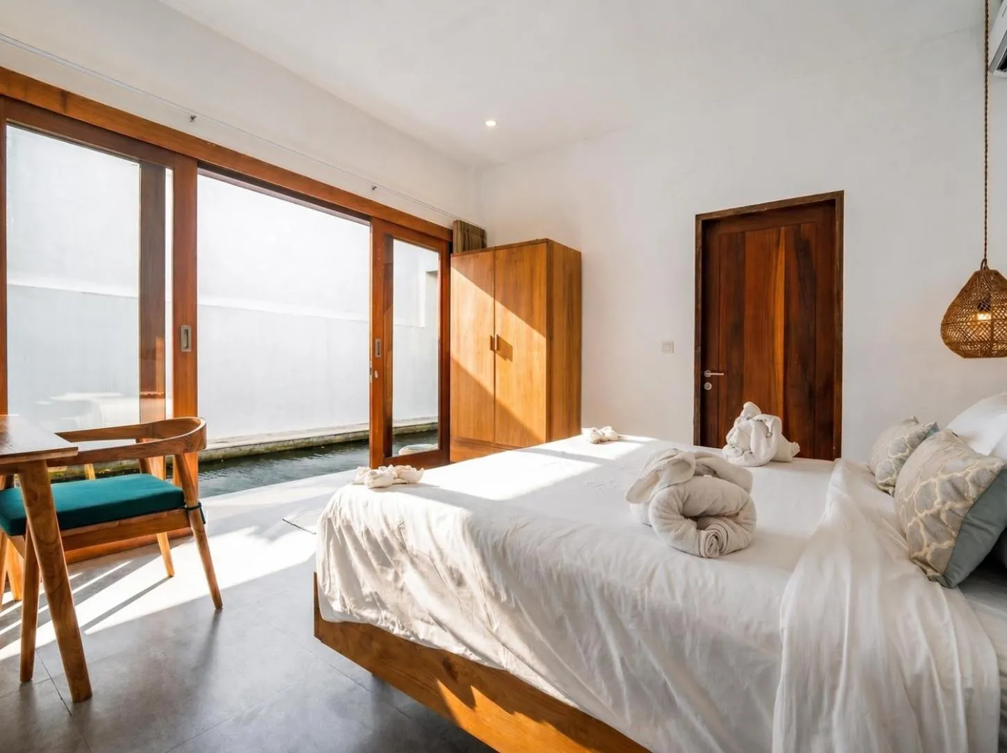 Bedroom, Bed in Villa Kulibul by GORO