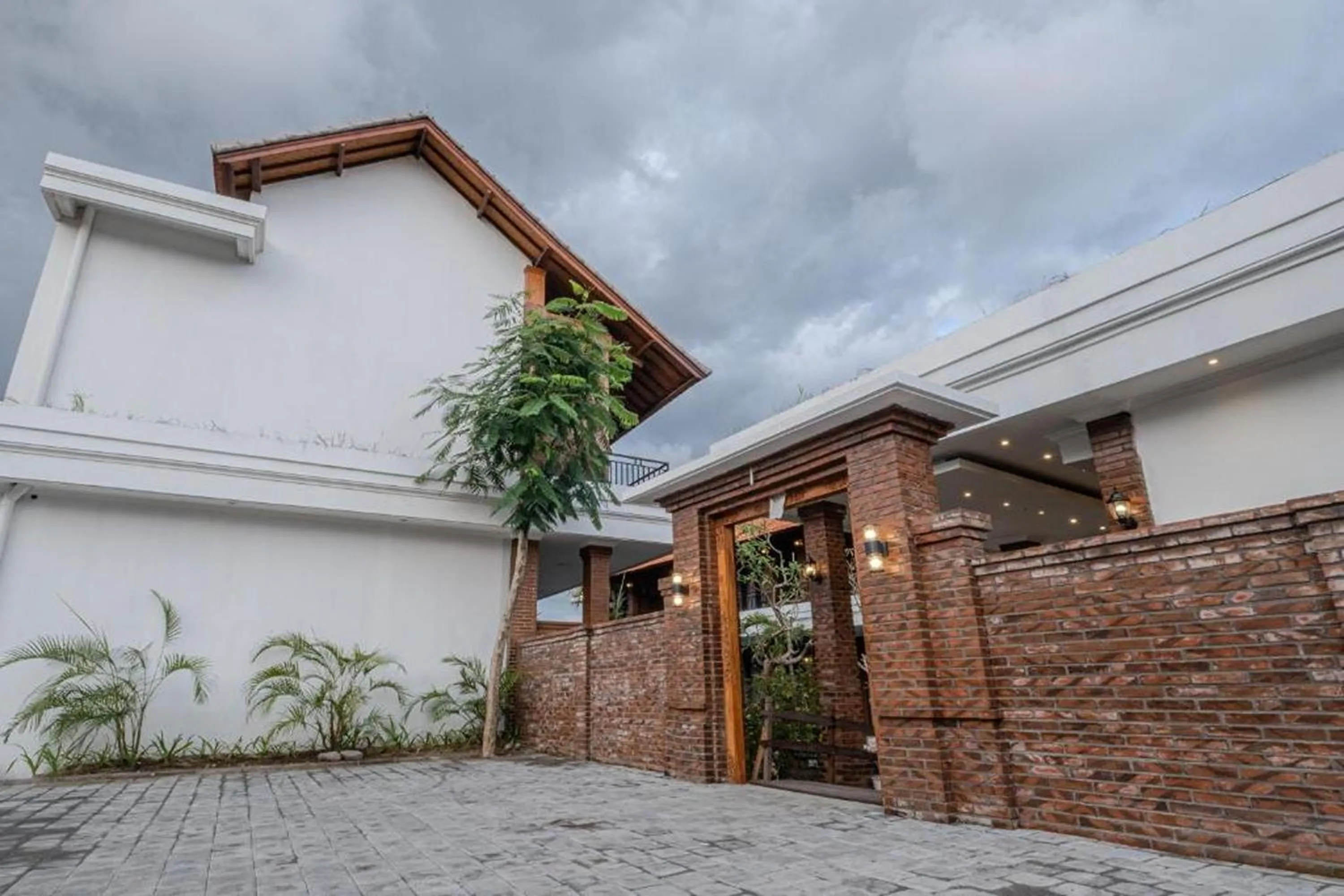 Property building in Bali Bata Canggu Guesthouse
