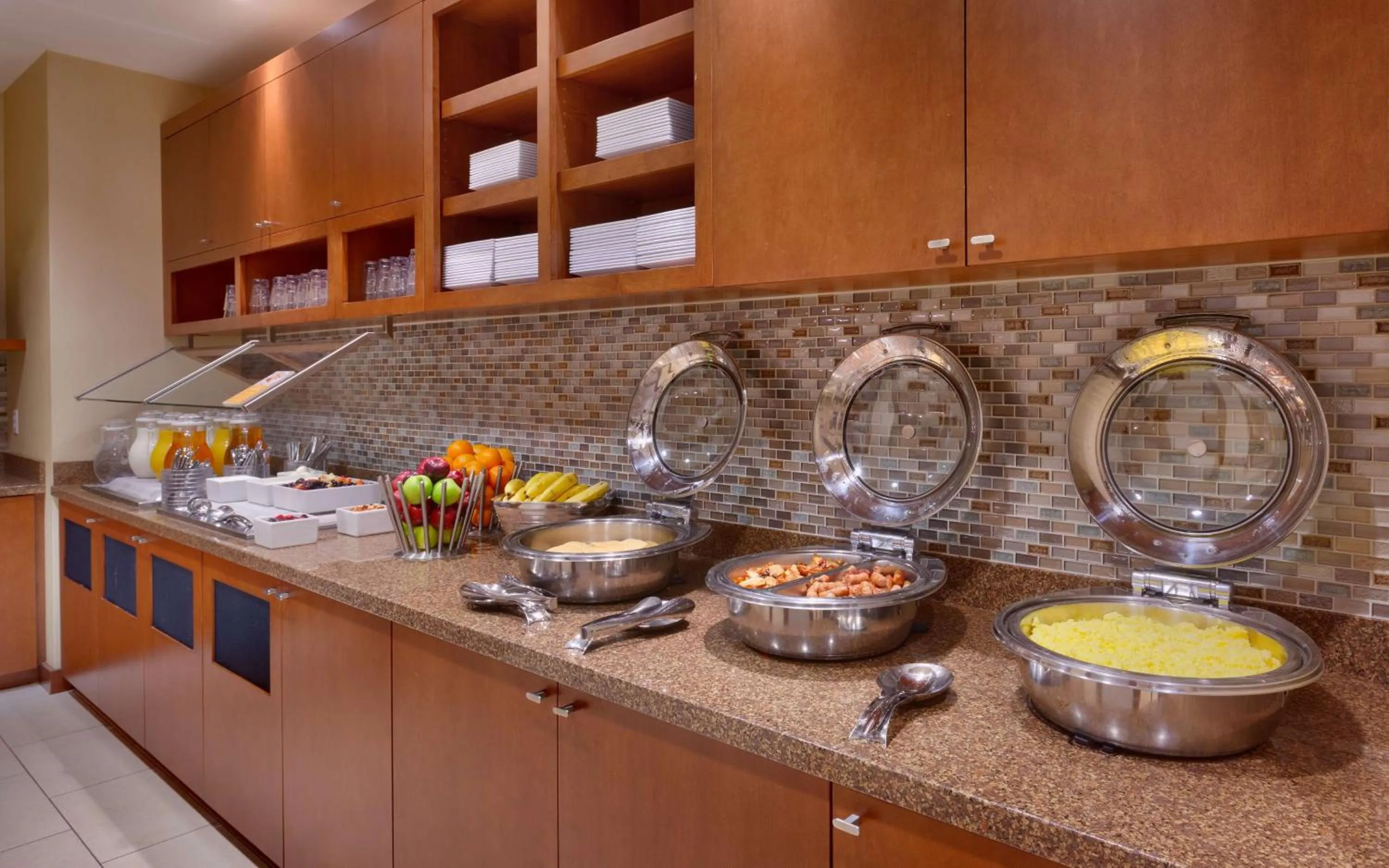 Restaurant/places to eat in Hyatt House Salt Lake City/Sandy