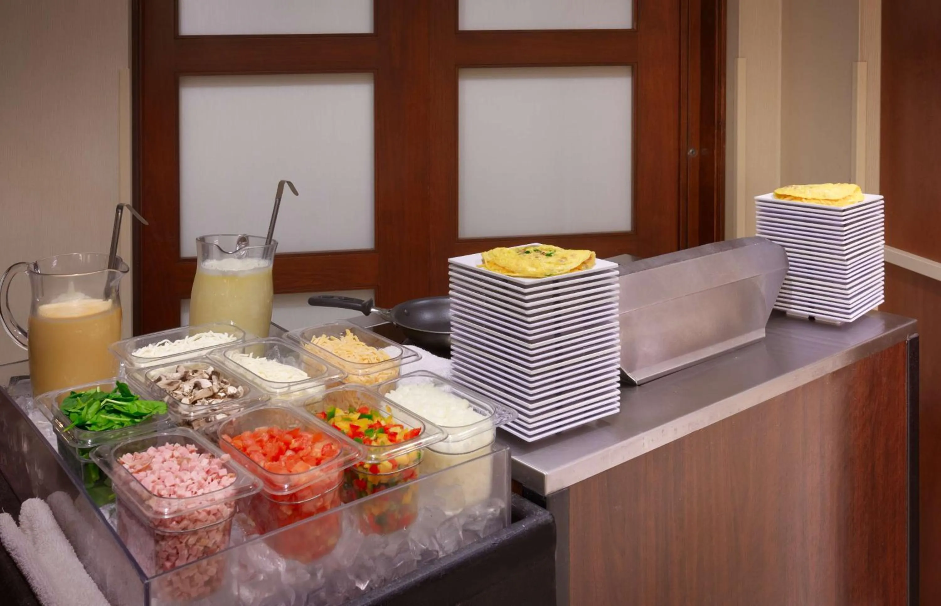 Restaurant/places to eat in Hyatt House Salt Lake City/Sandy